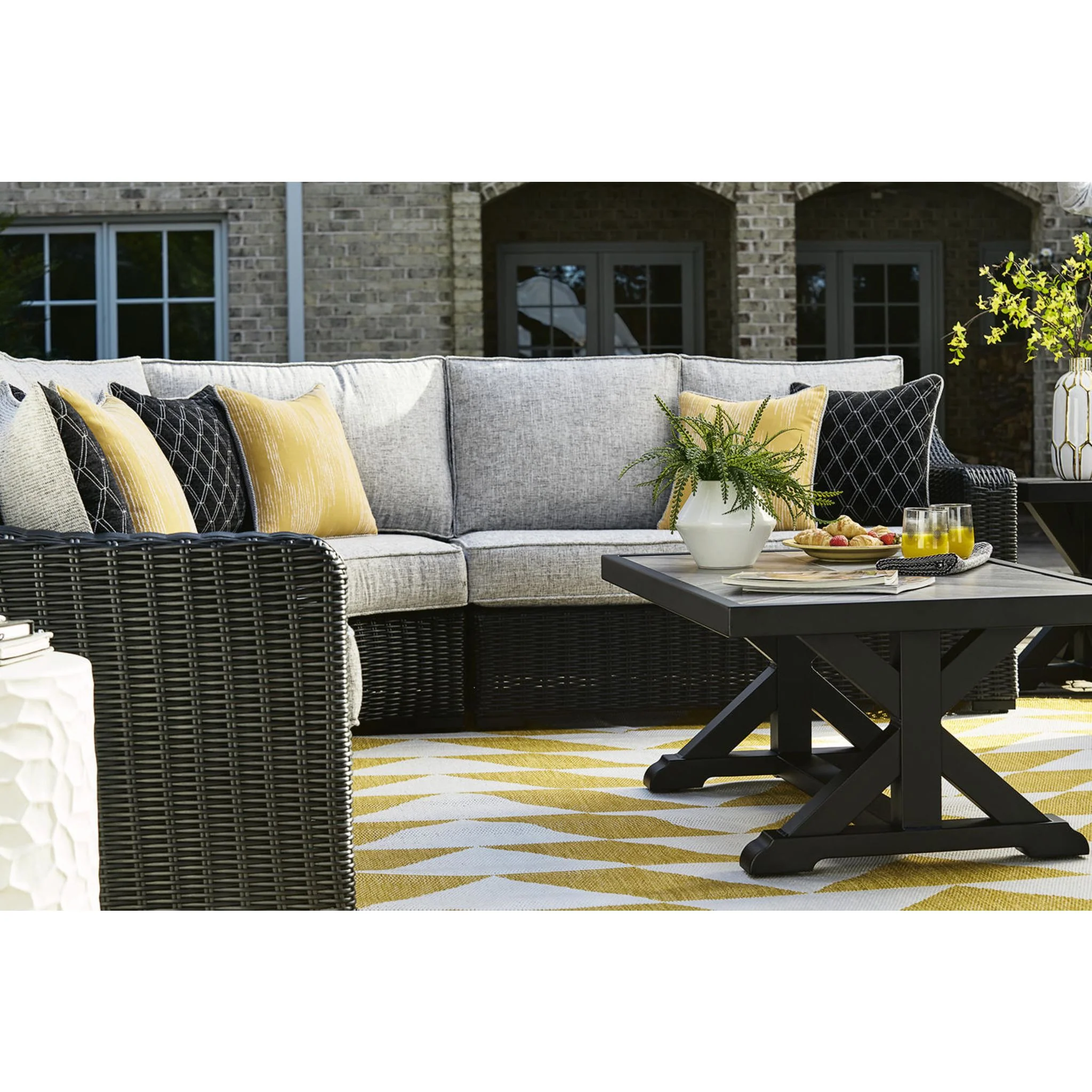 Beachcroft Outdoor Coffee Table - Image 13