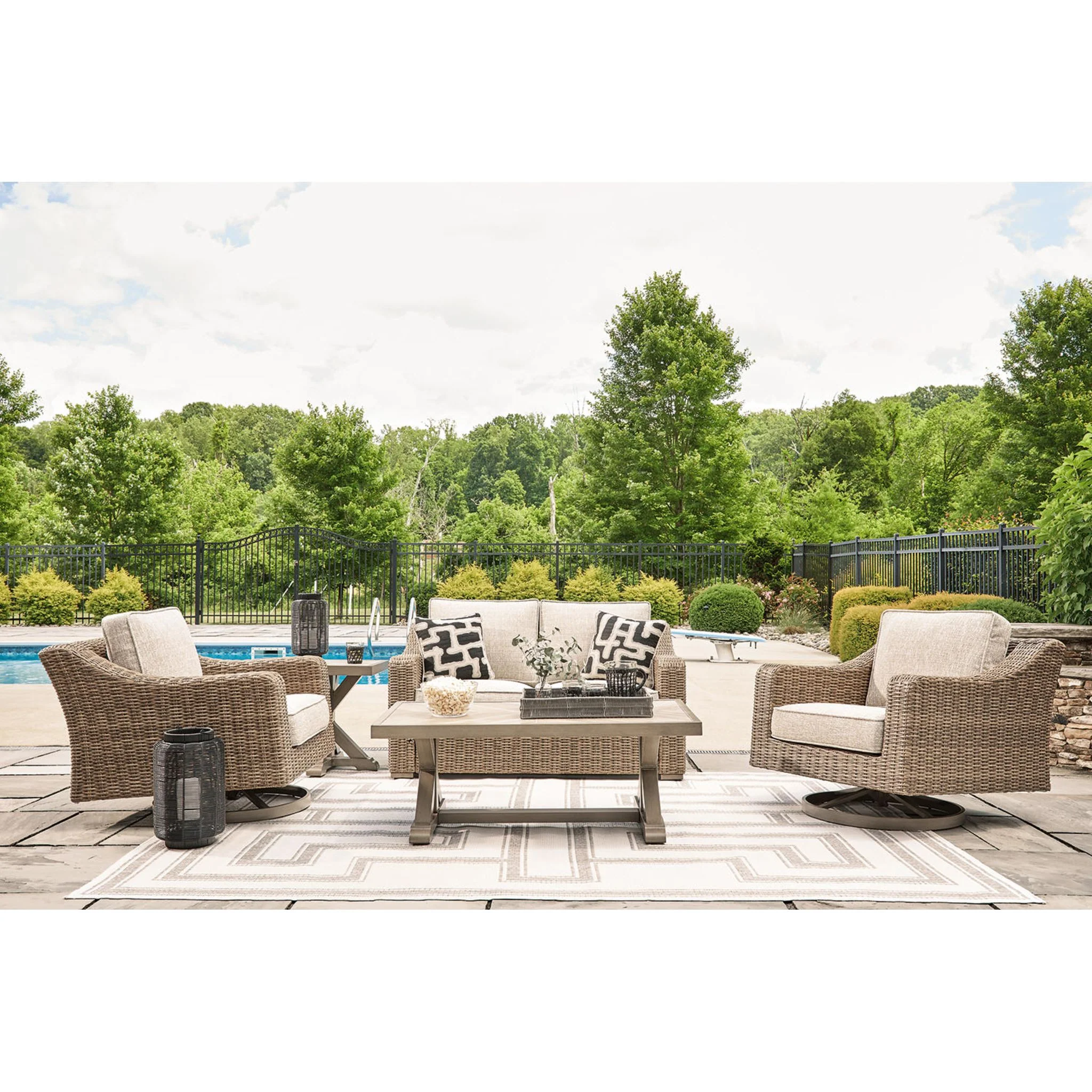Beachcroft Outdoor Loveseat with Cushion - Image 4