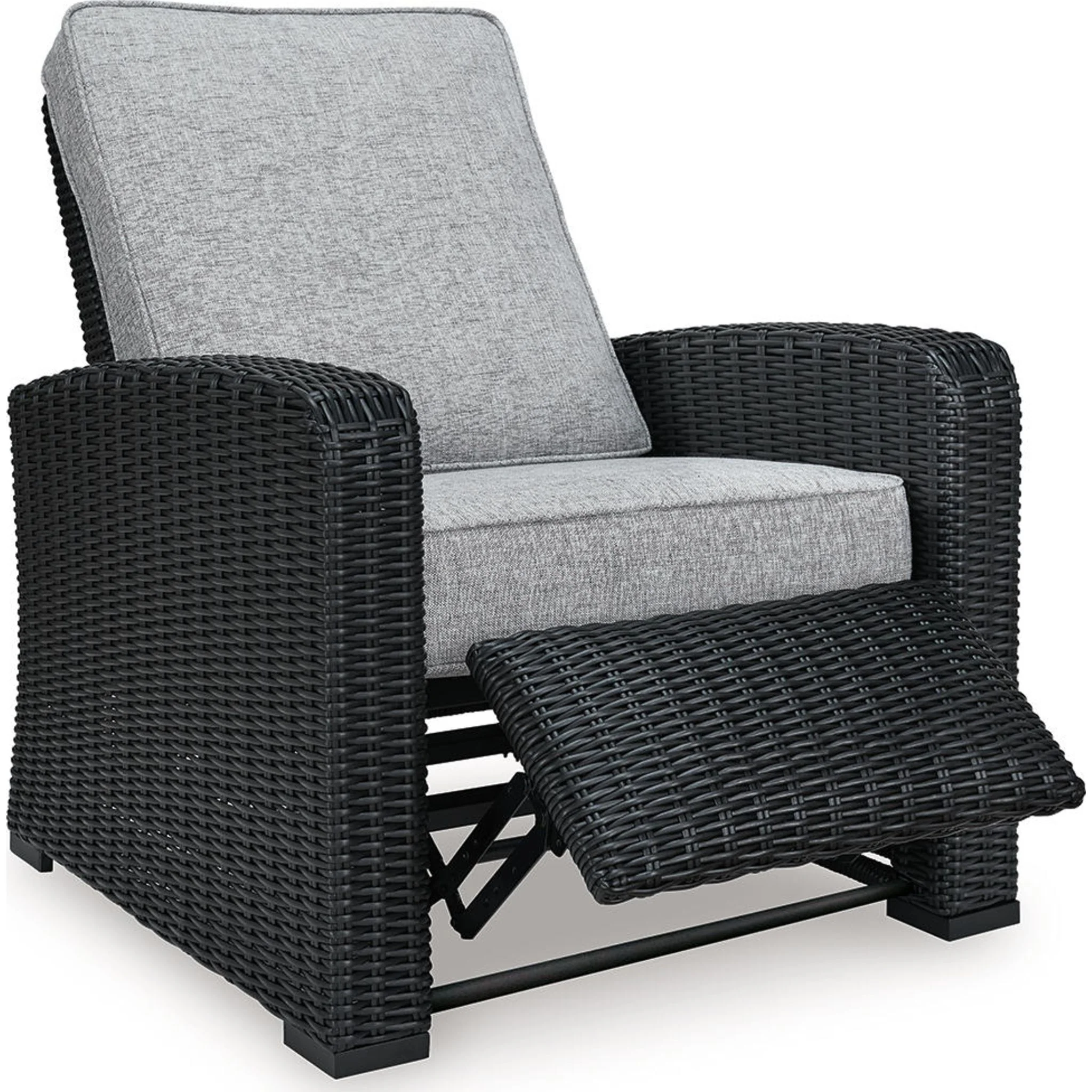 Beachcroft Outdoor Recliner - Image 3
