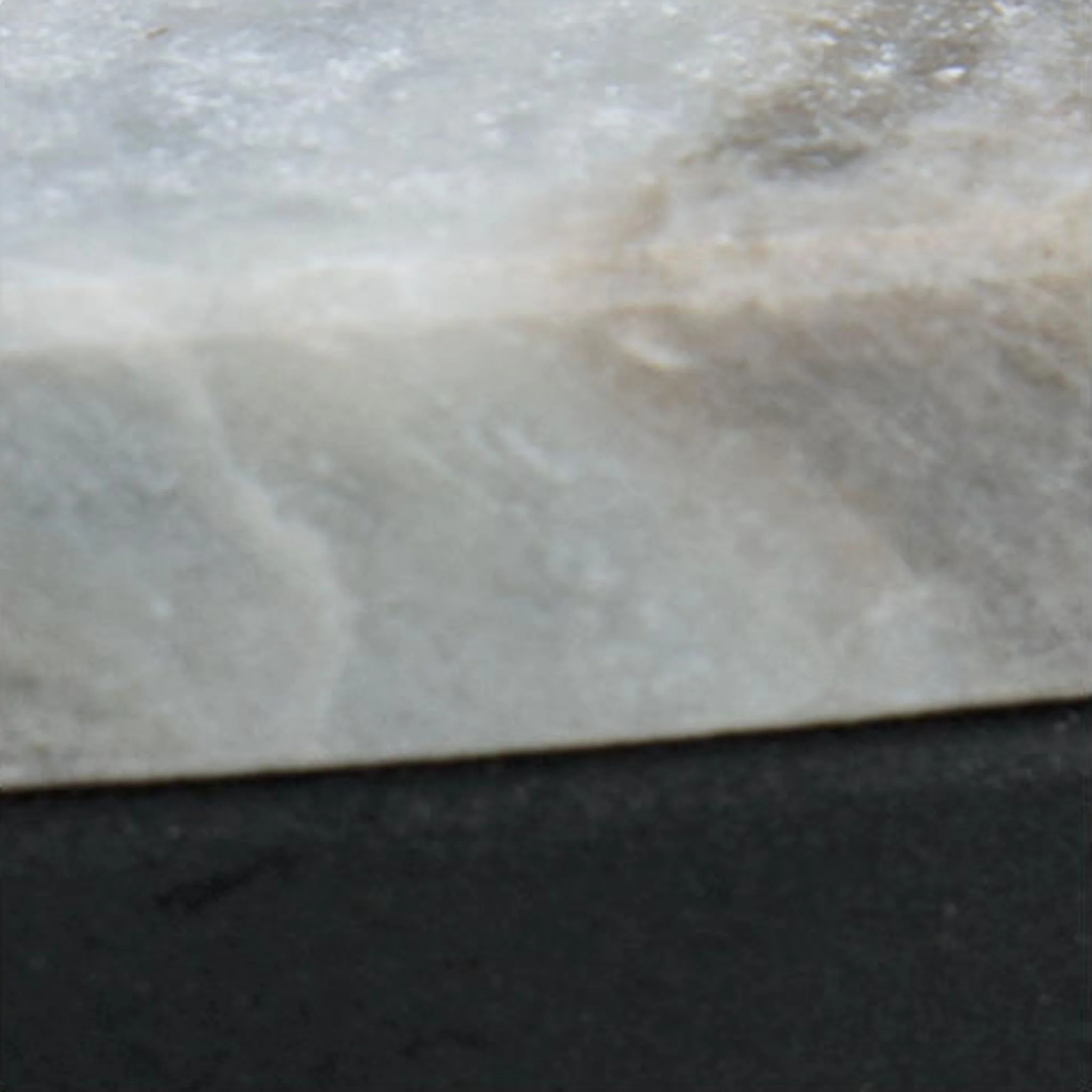 Beashaw Accent Table - Image 3