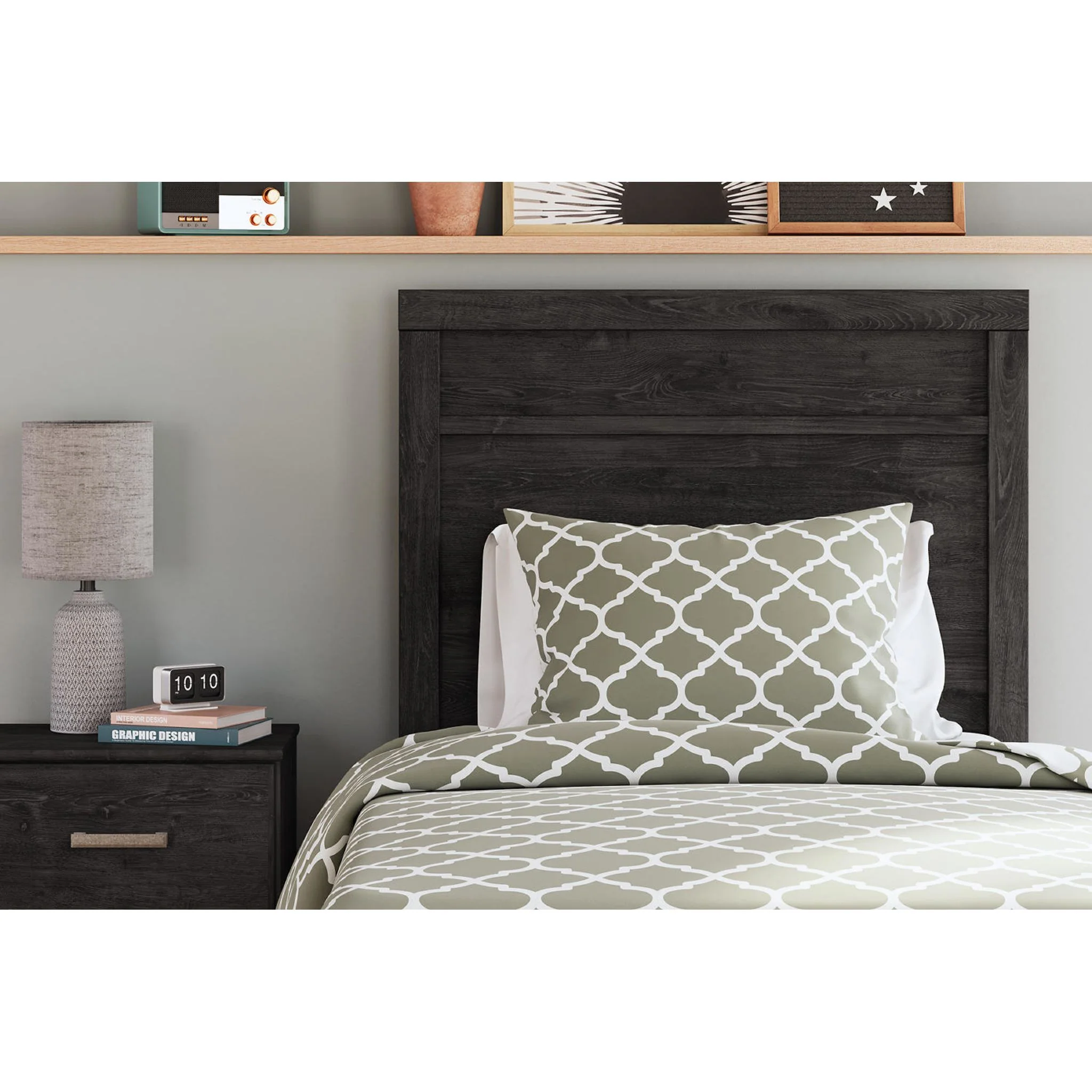 Belachime 5 Piece Panel Bedroom - Image 7