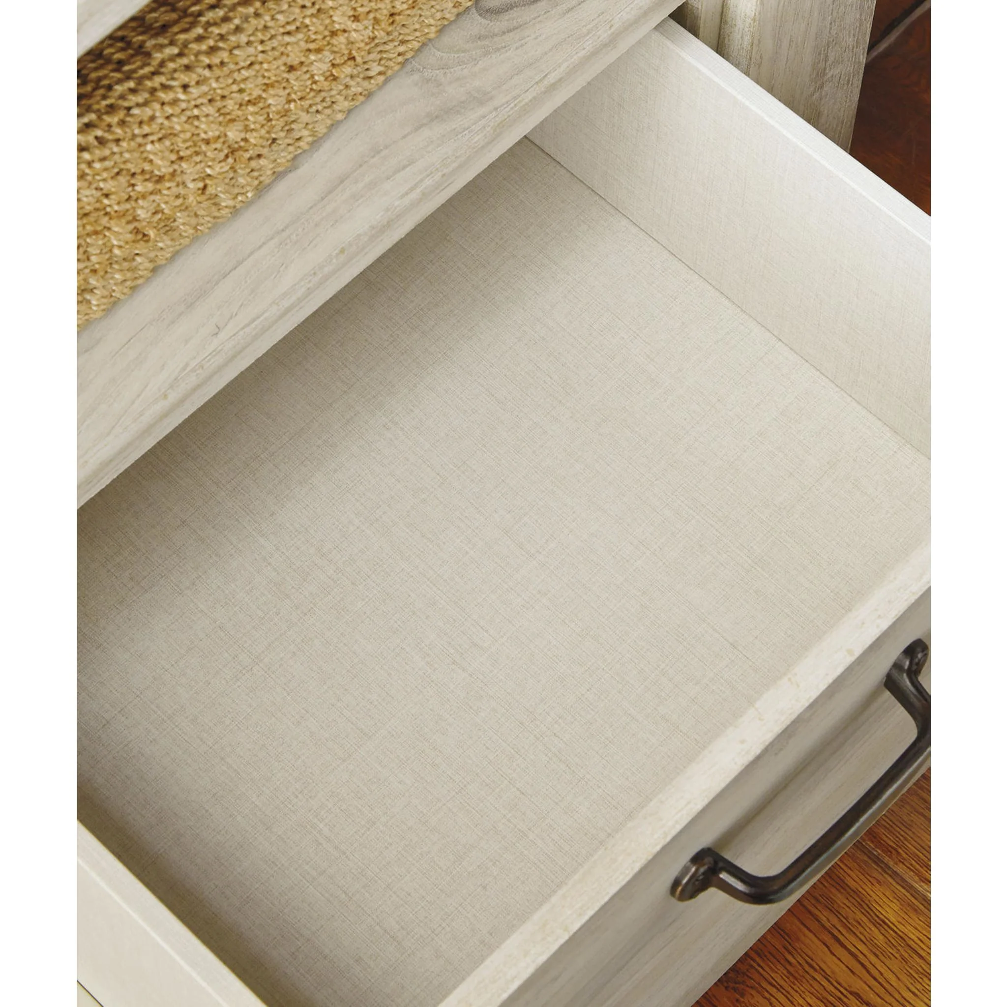 Bellaby Chest - Image 15