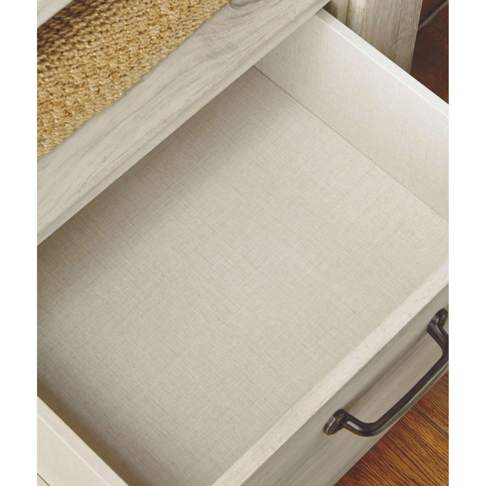 Bellaby Chest - Image 3