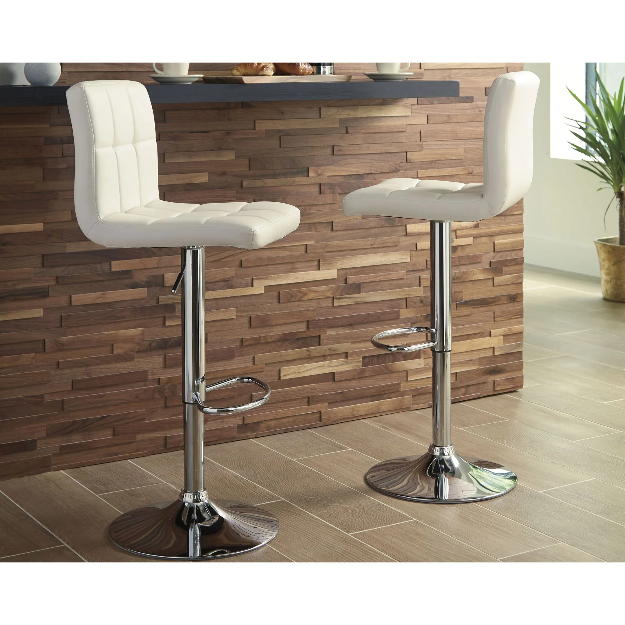 Bellatier Adjustable Height Stool - Image 4