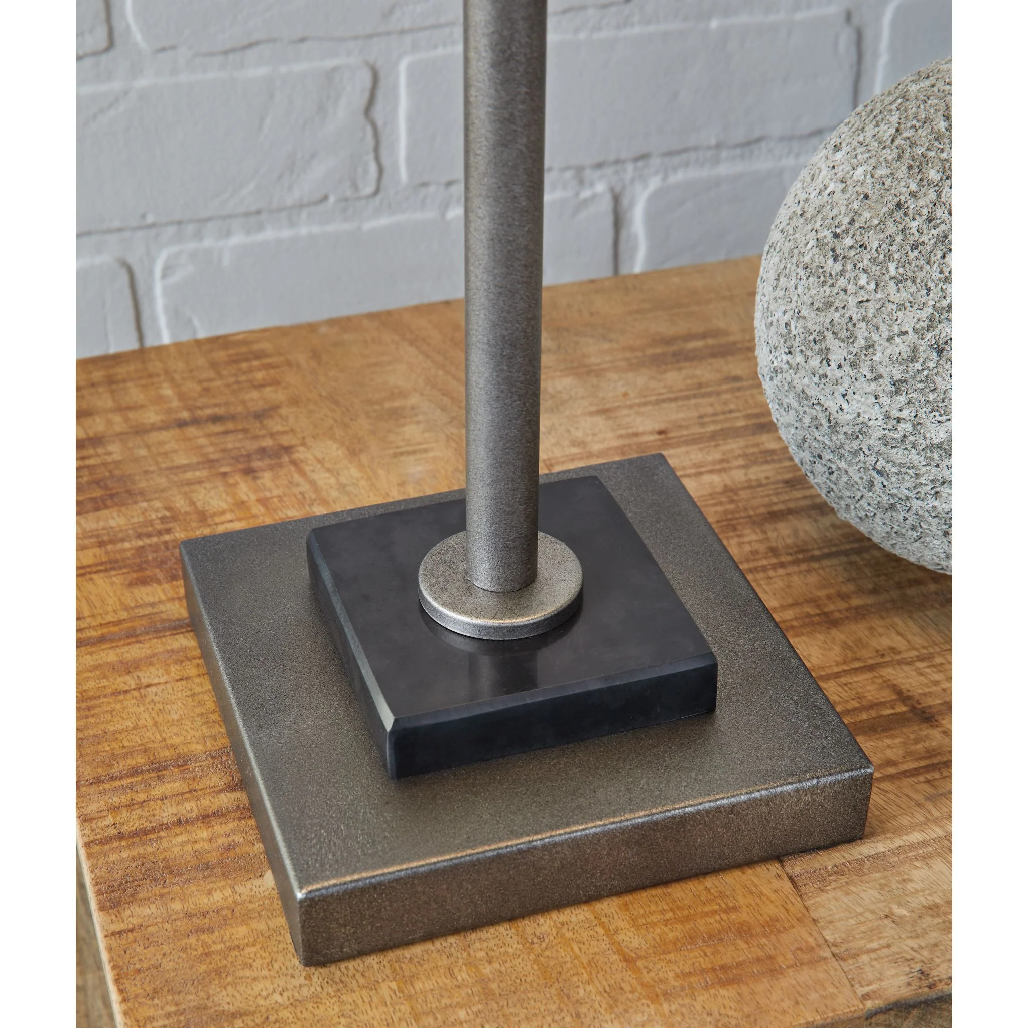 Belldunn Table Lamp (Single) - Image 4