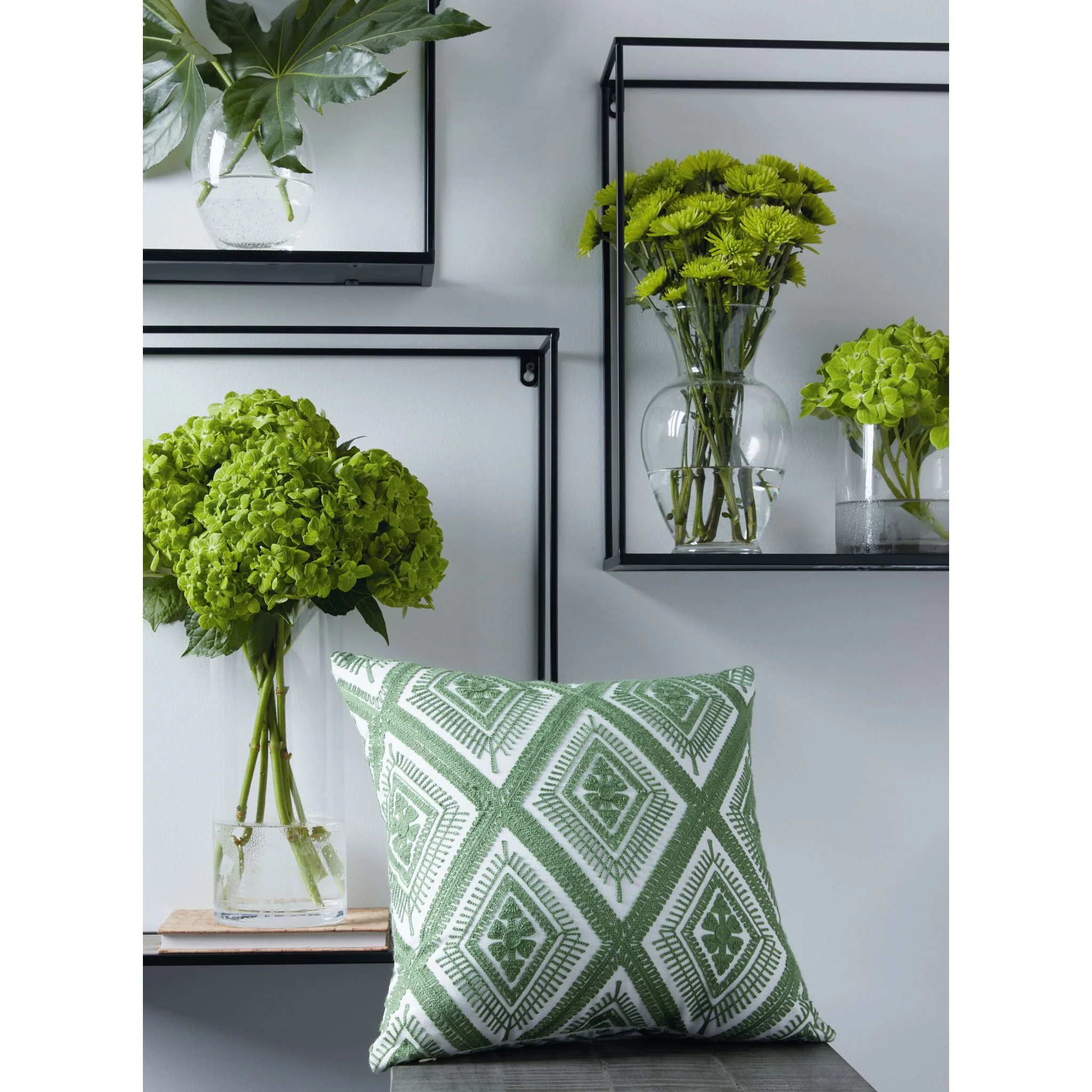 Bellvale Accent Pillow - Image 2