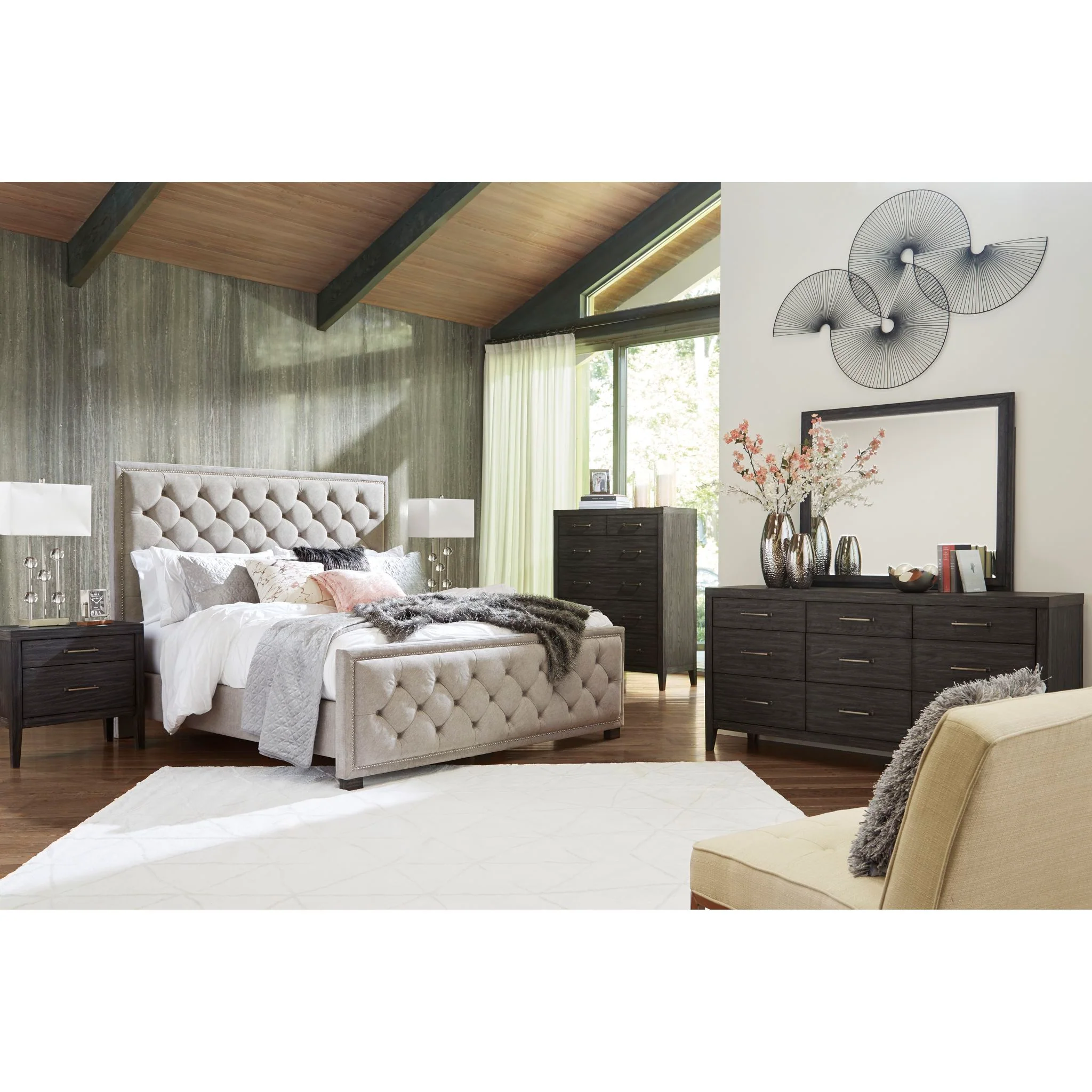 Bellvern-Exclusive 5 Piece Upholstered Bedroom - Image 3