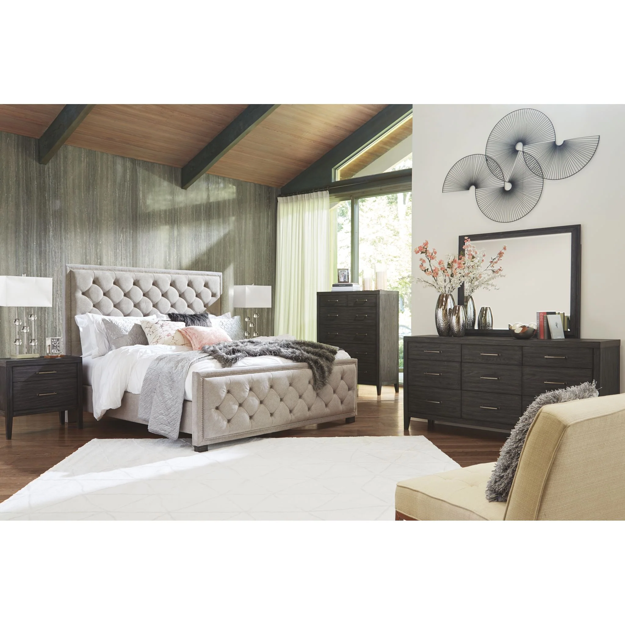 Bellvern-Exclusive 5 Piece Upholstered Bedroom - Image 5