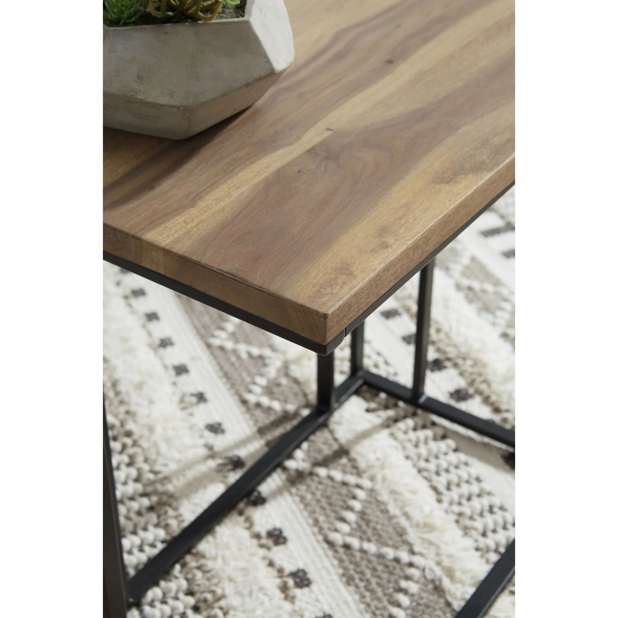 Bellwick Chairside End Table - Image 6