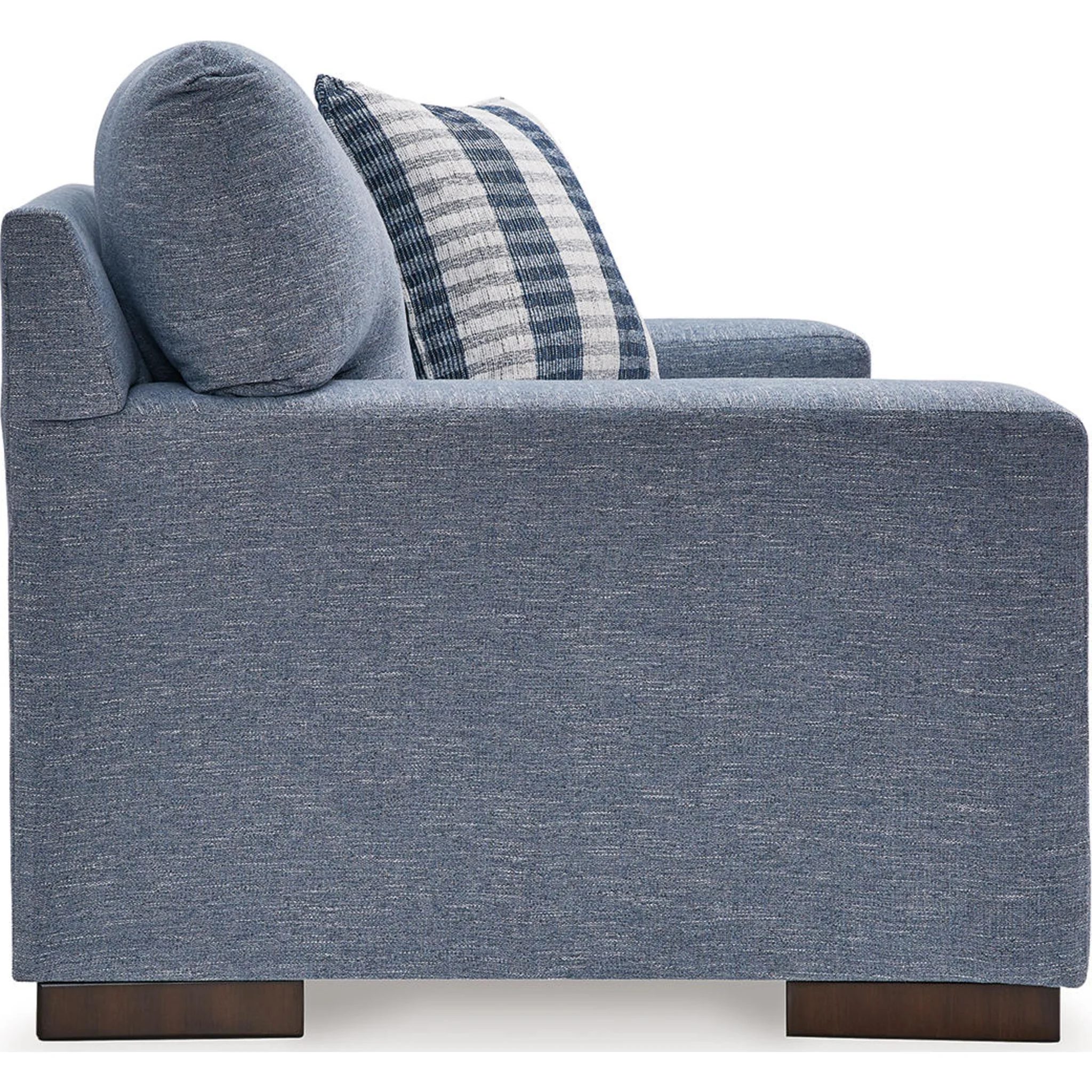 Belvoir-Exclusive Chair & a Half - Image 17