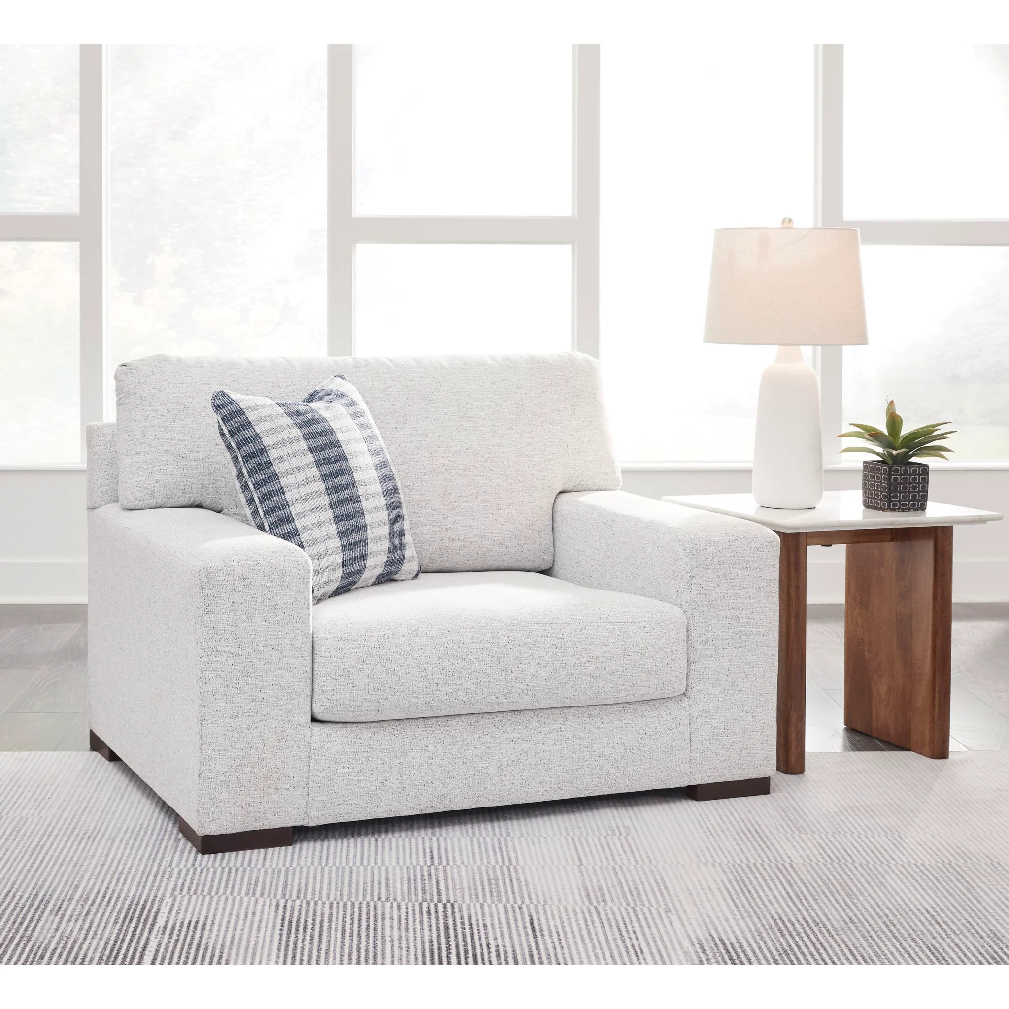 Belvoir-Exclusive Chair & a Half - Image 21