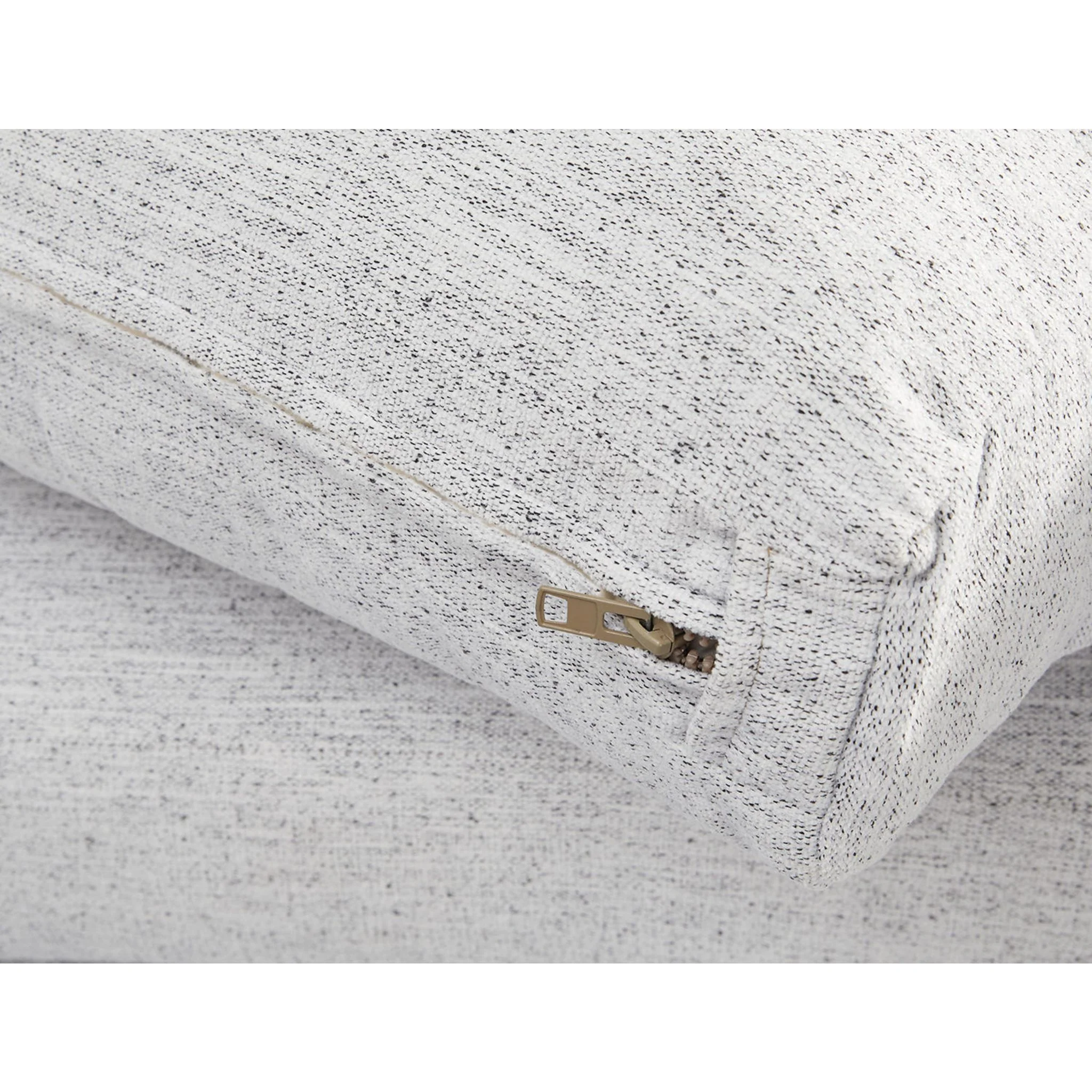 Belvoir-Exclusive Chair & a Half - Image 41