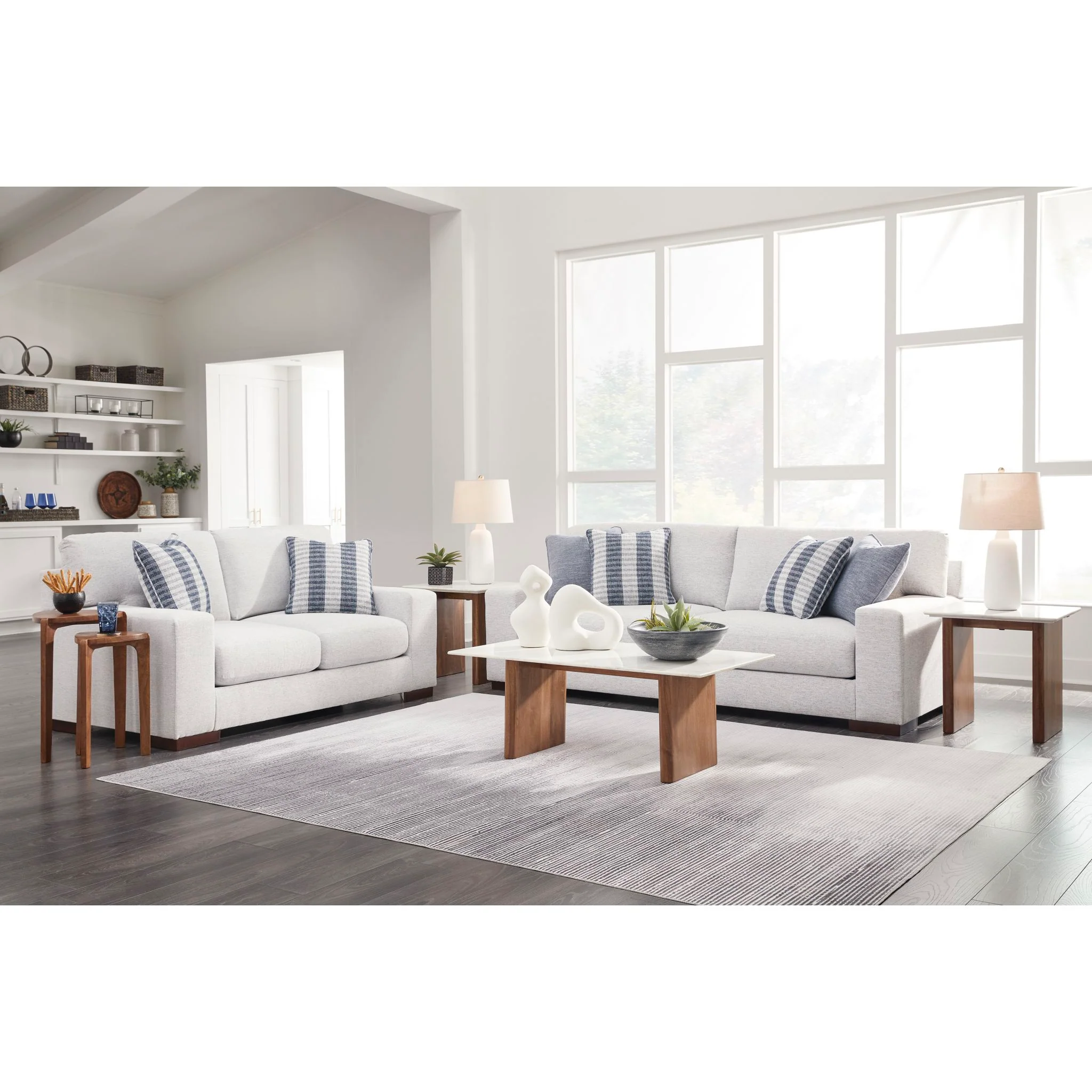 Belvoir-Exclusive Loveseat - Image 30