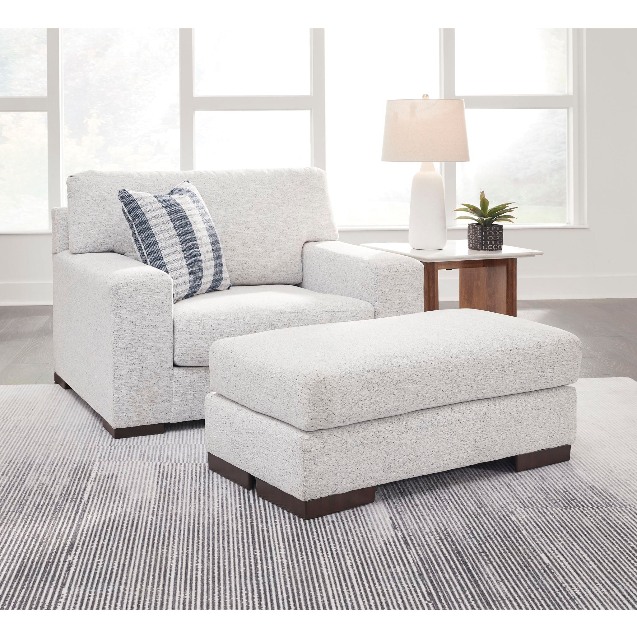 Belvoir-Exclusive Ottoman - Image 19