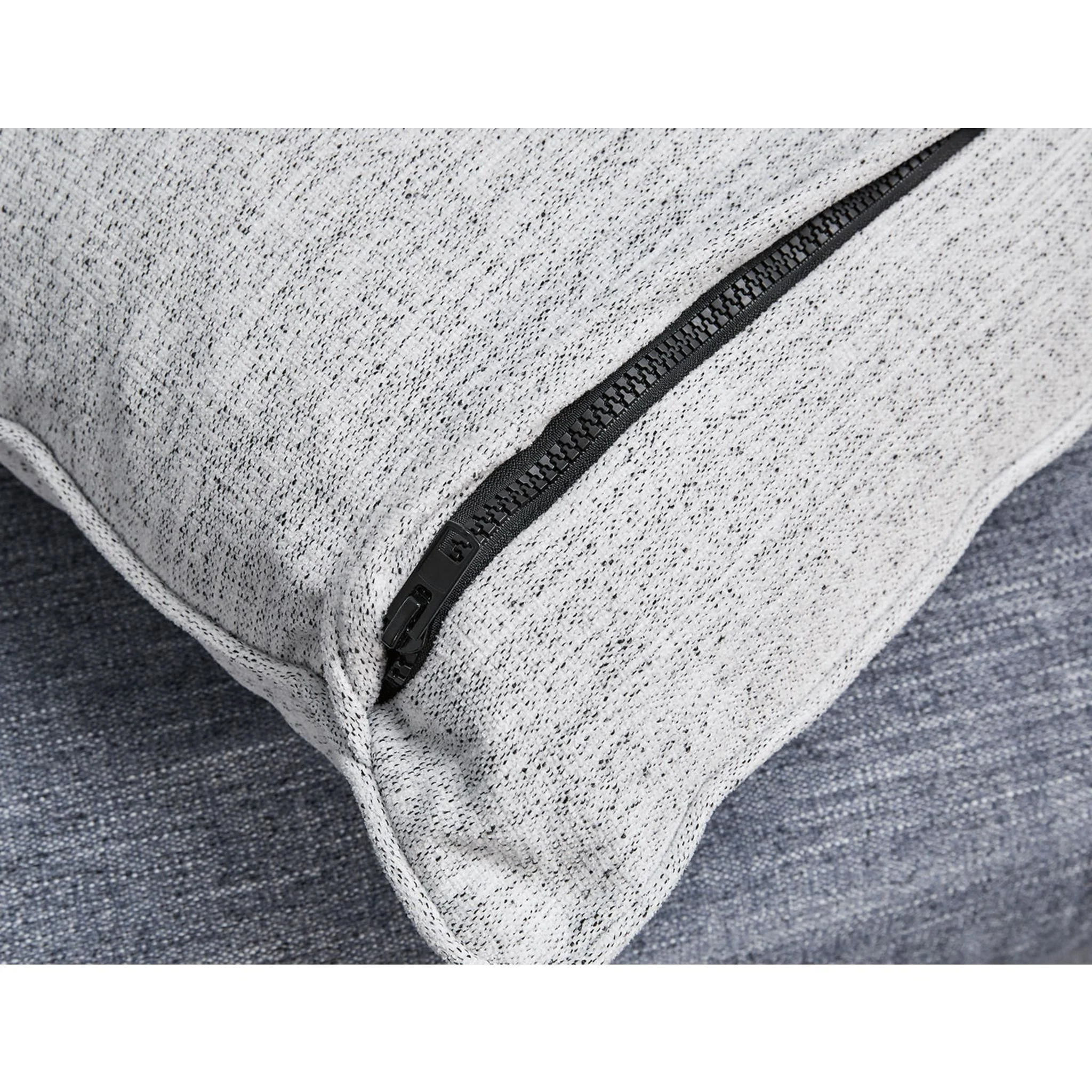 Belvoir-Exclusive Sofa - Image 26