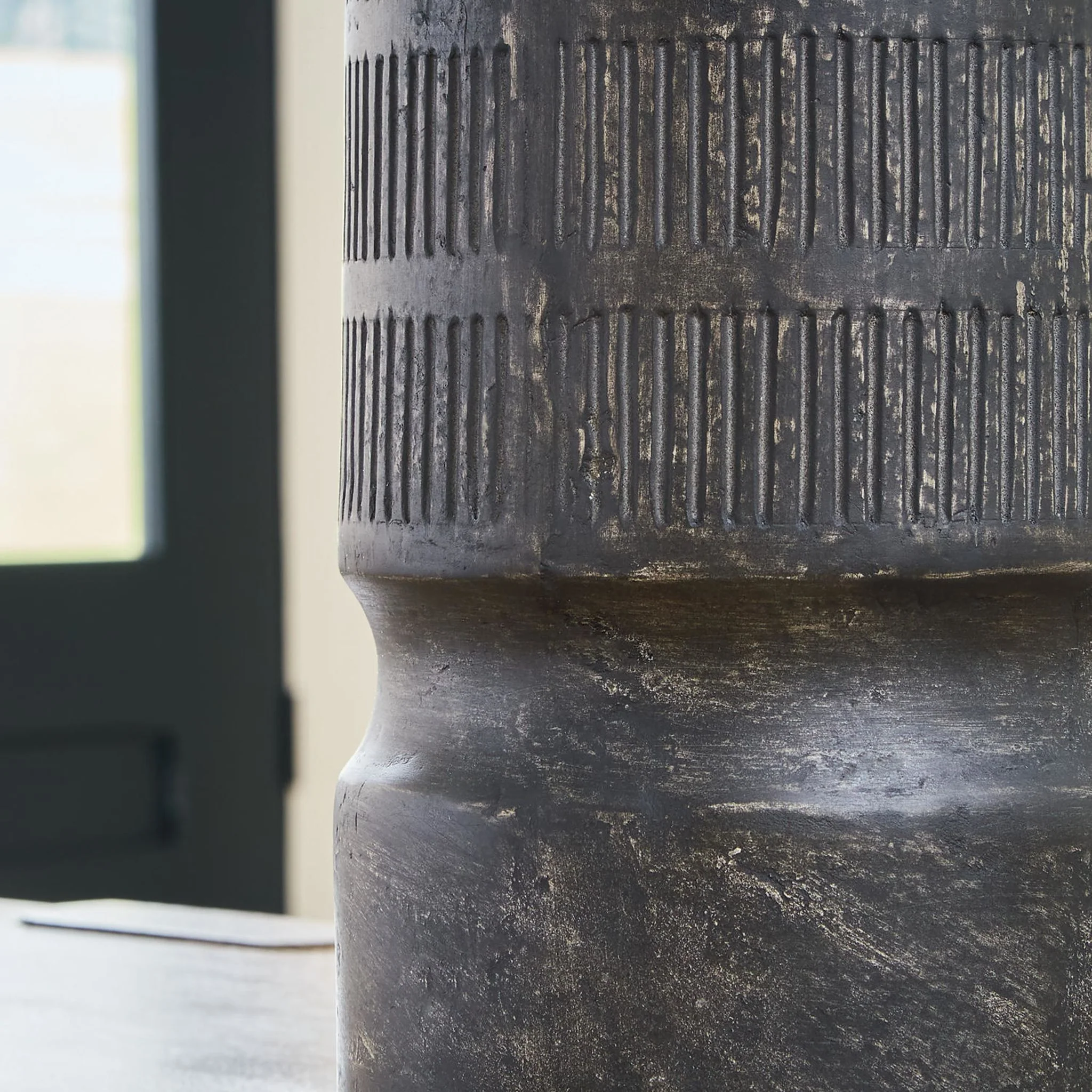 Beninworth Vase - Image 5
