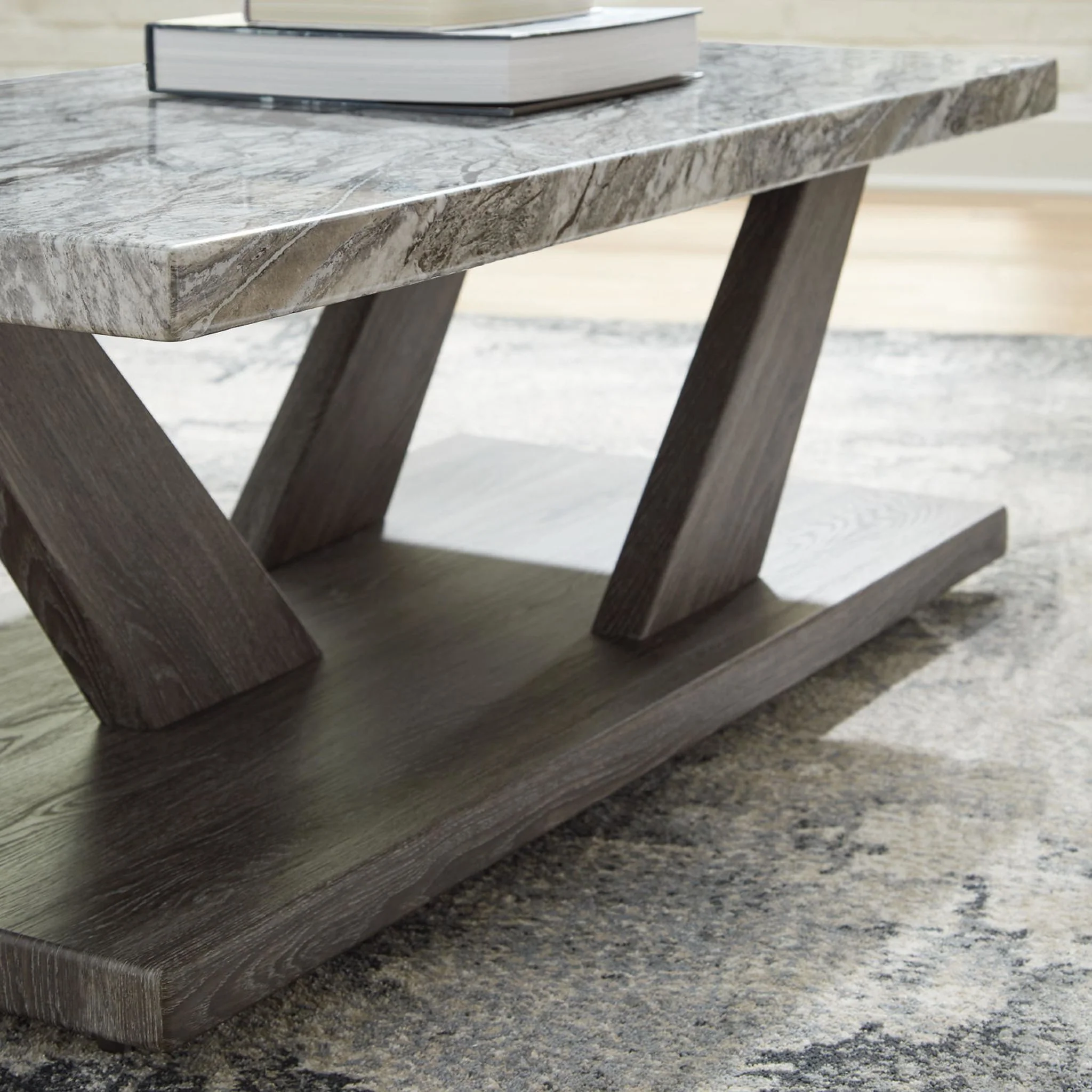 Bensonale Occasional Table Set (set of 3) - Image 5