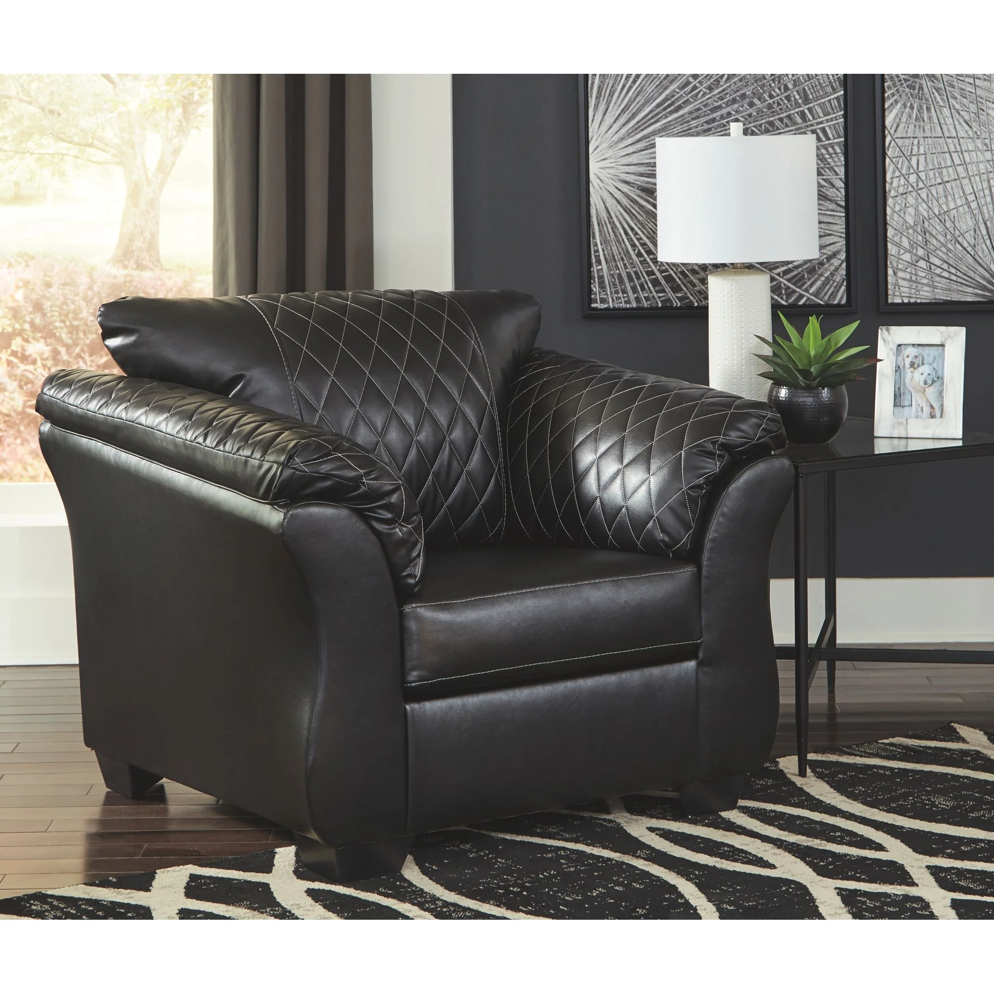 Betrillo Chair - Image 3