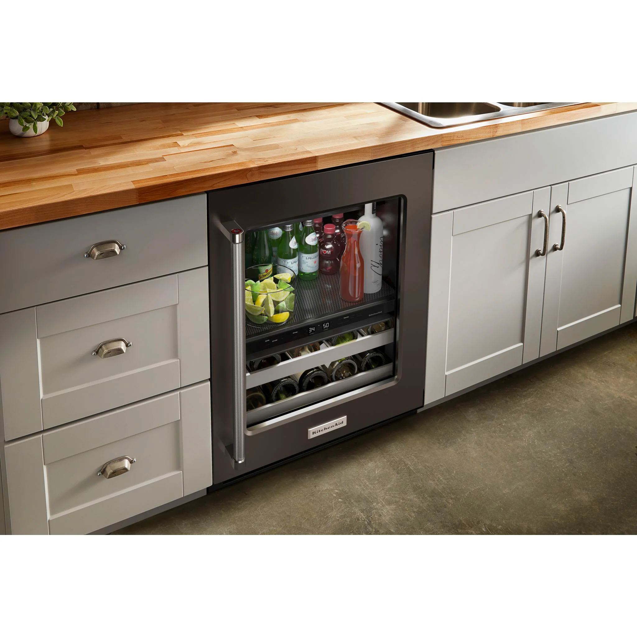 KitchenAid 24" Beverage Center with Glass Door and Metal-Front Racks - Black Stainless (KUBR314KBS) - Image 10