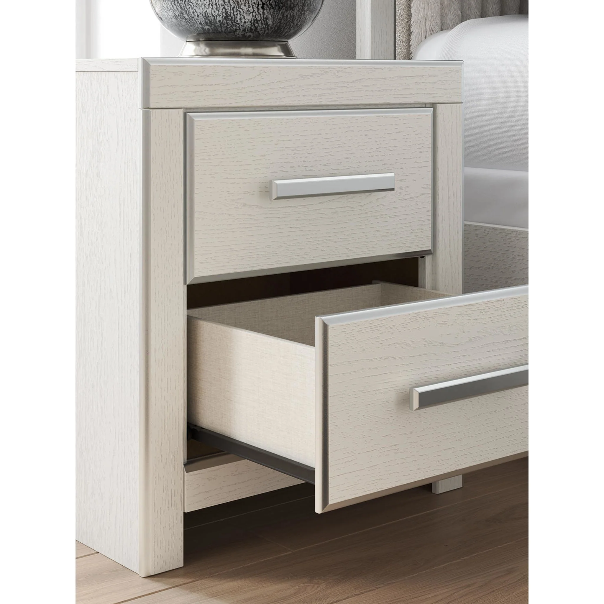 Birmonton Nightstand - Image 6