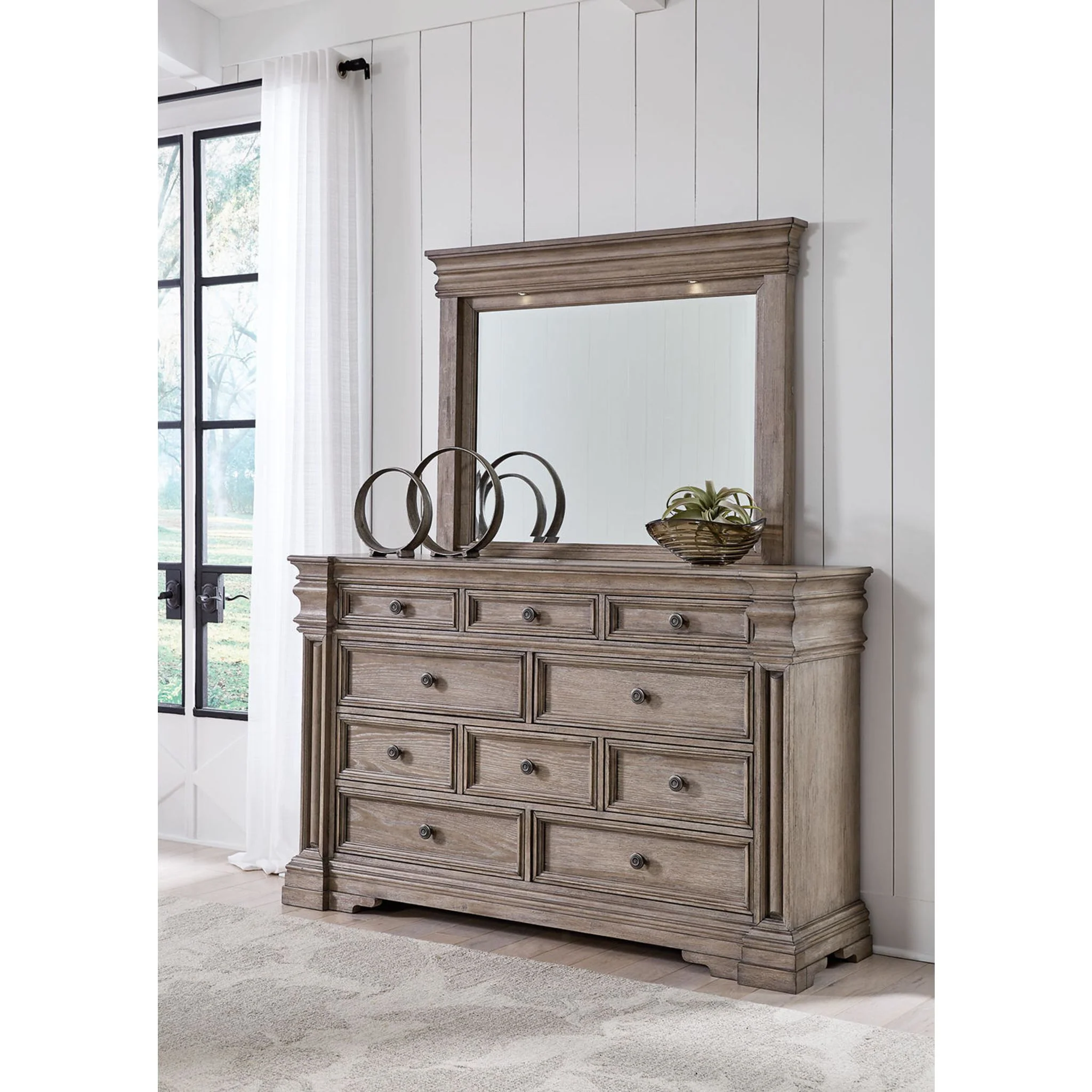 Blairhurst Dresser and Mirror - Image 9