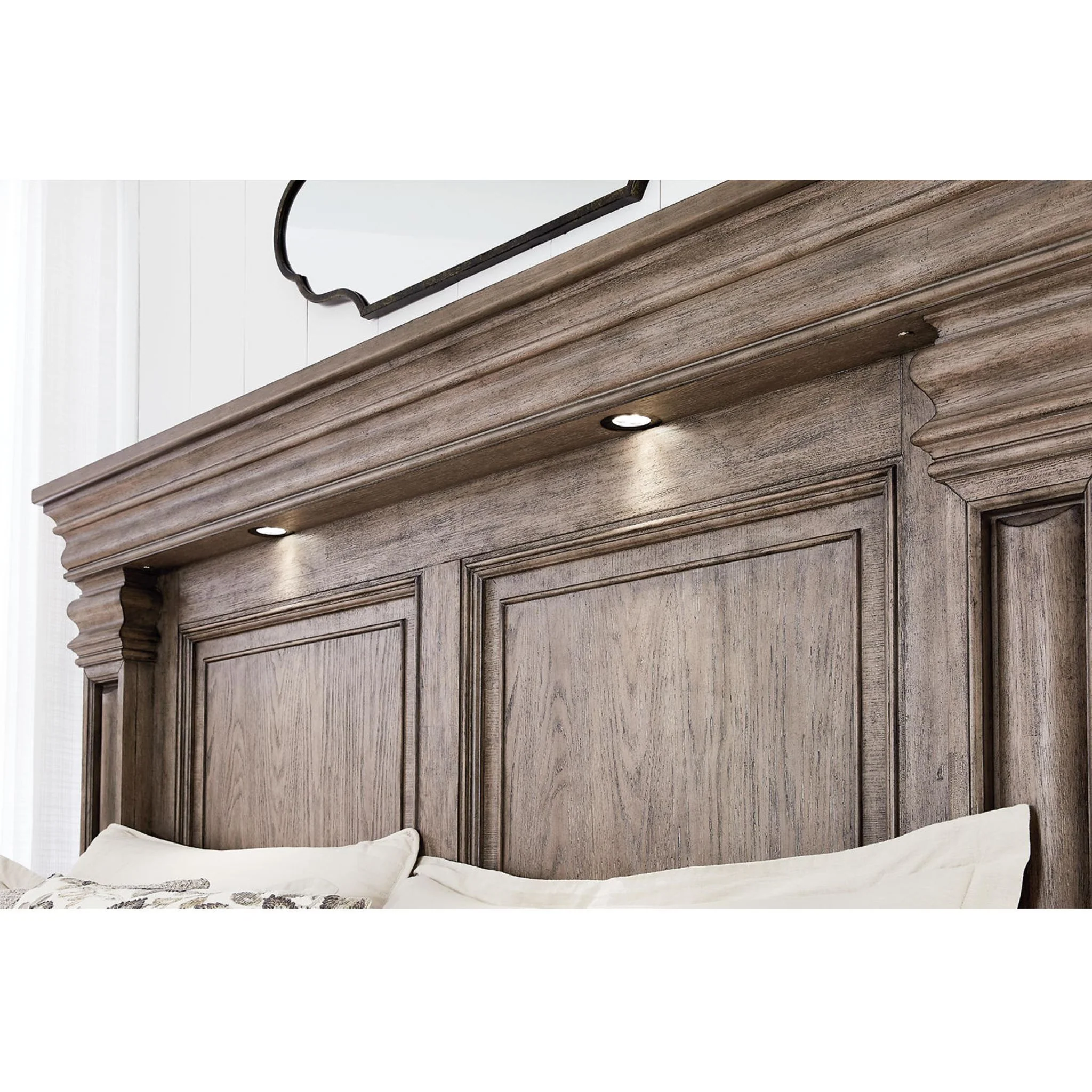 Blairhurst King Panel Bed - Image 41