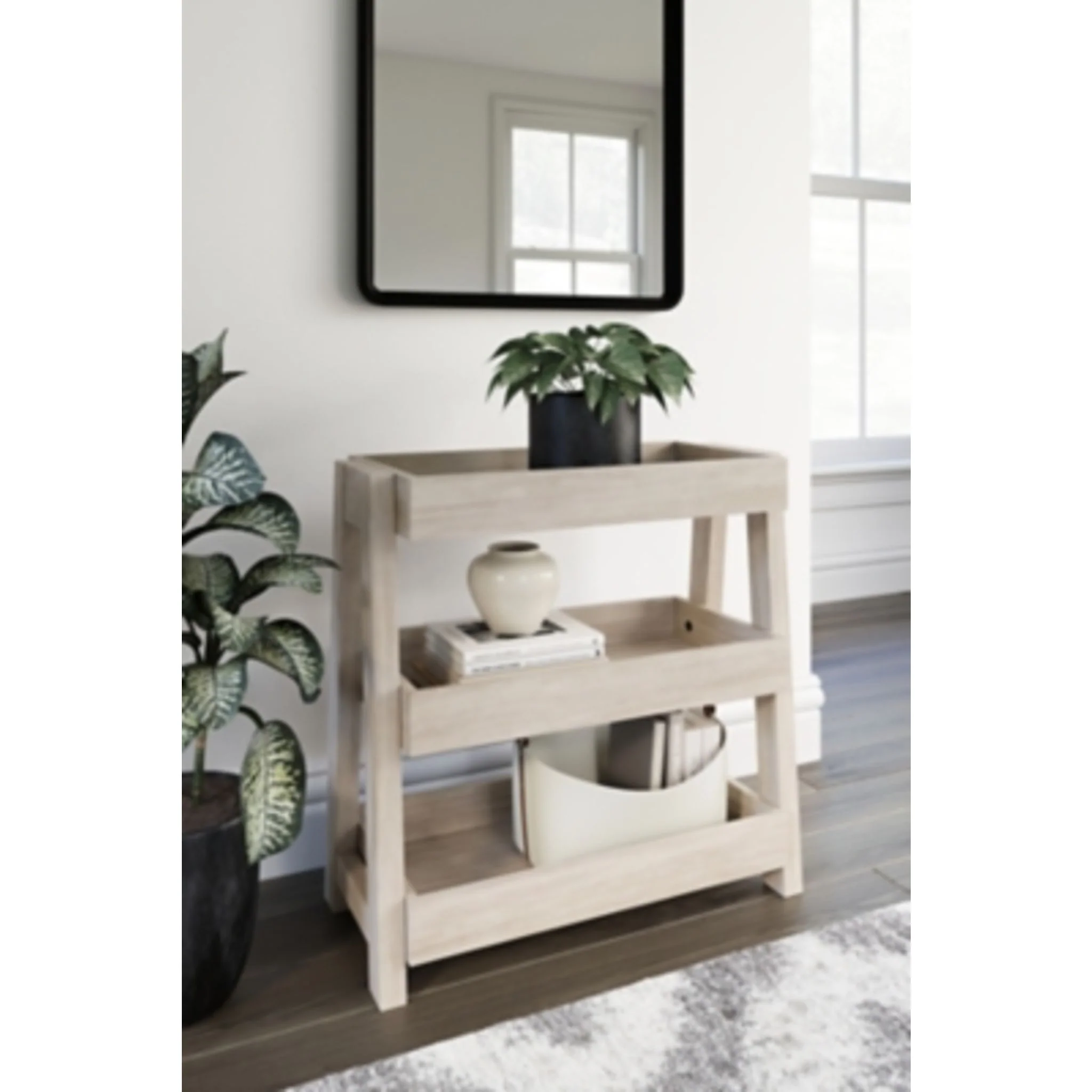 Blariden Accent Table - Image 2
