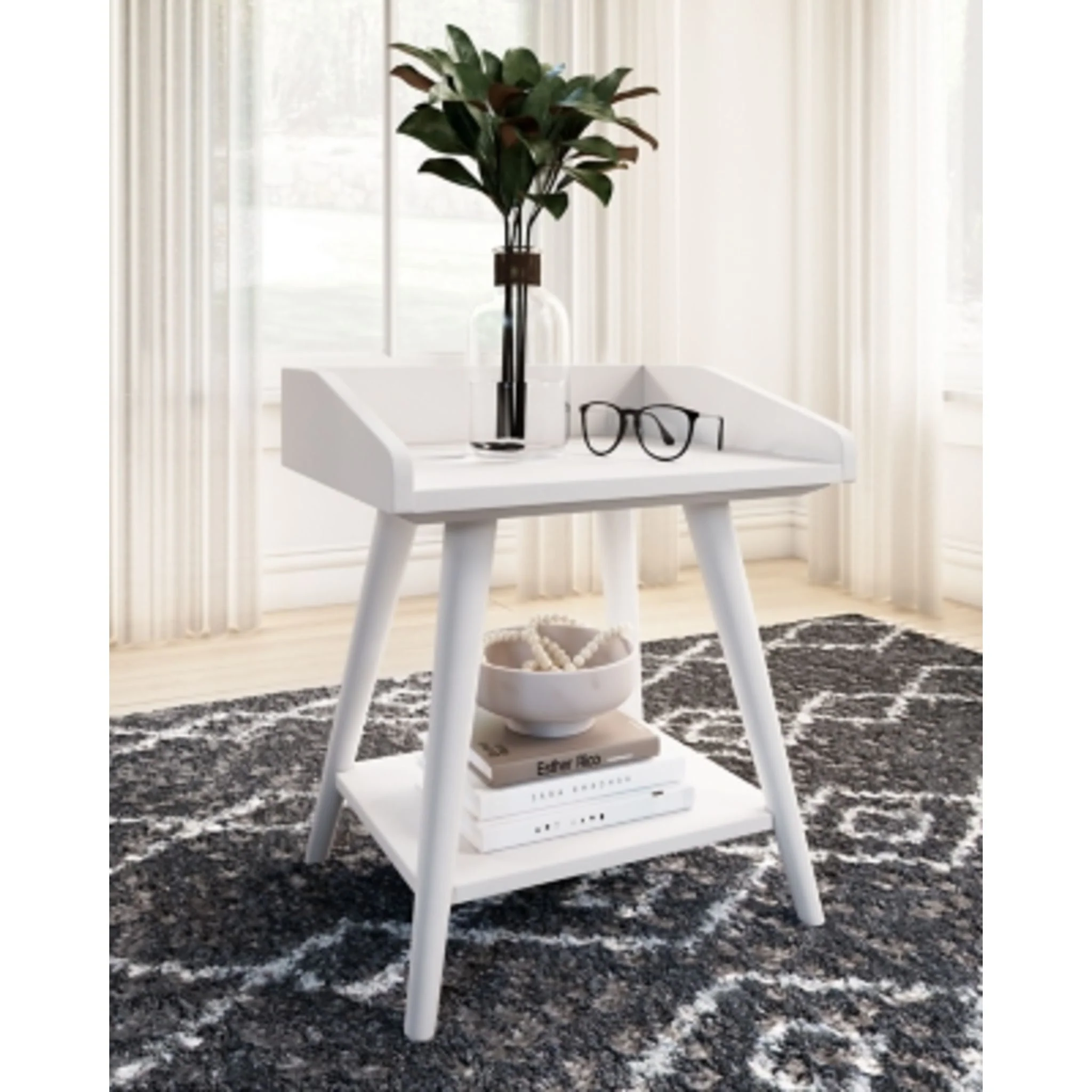 Blariden Accent Table - Image 2