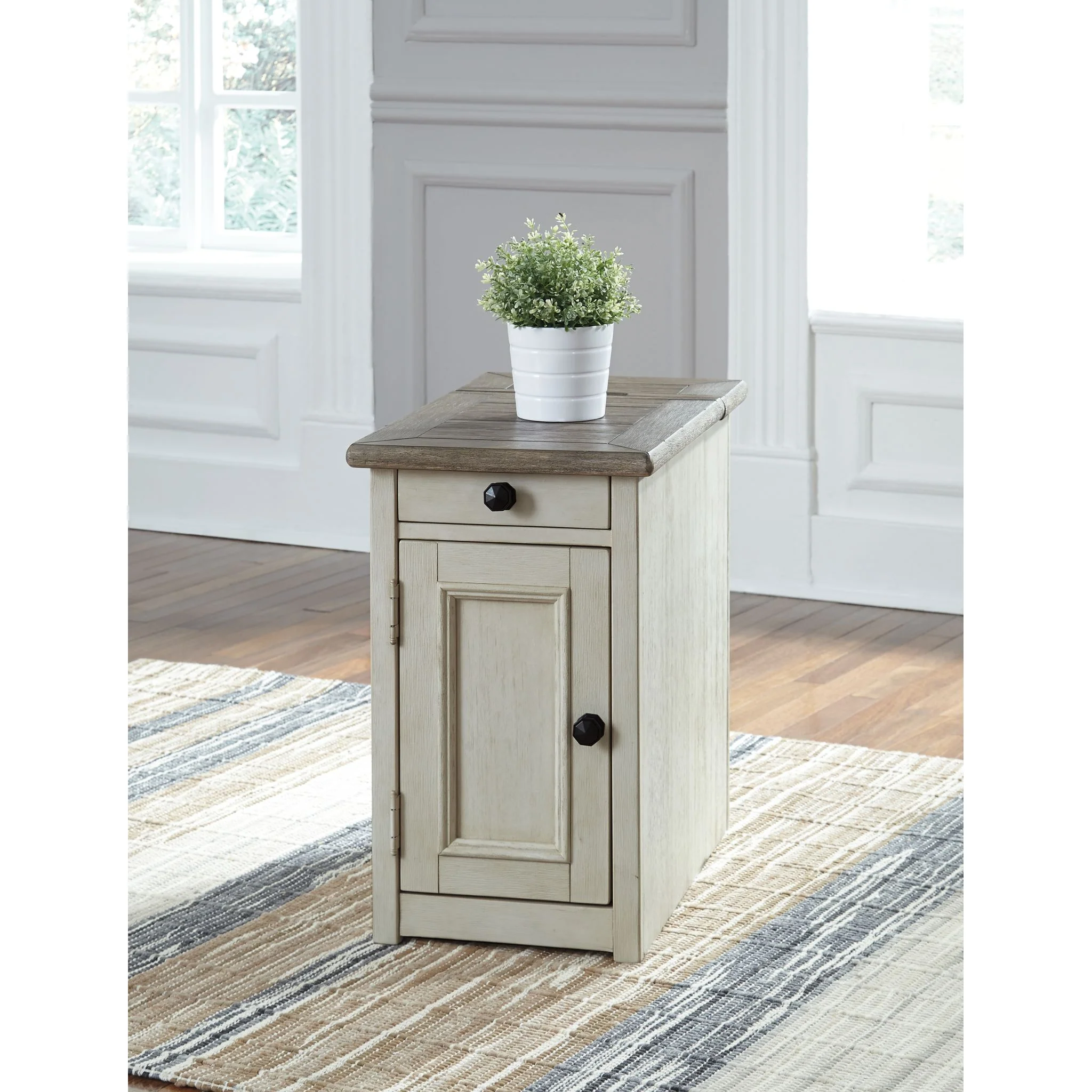 Bolanburg Chairside End Table - Image 2