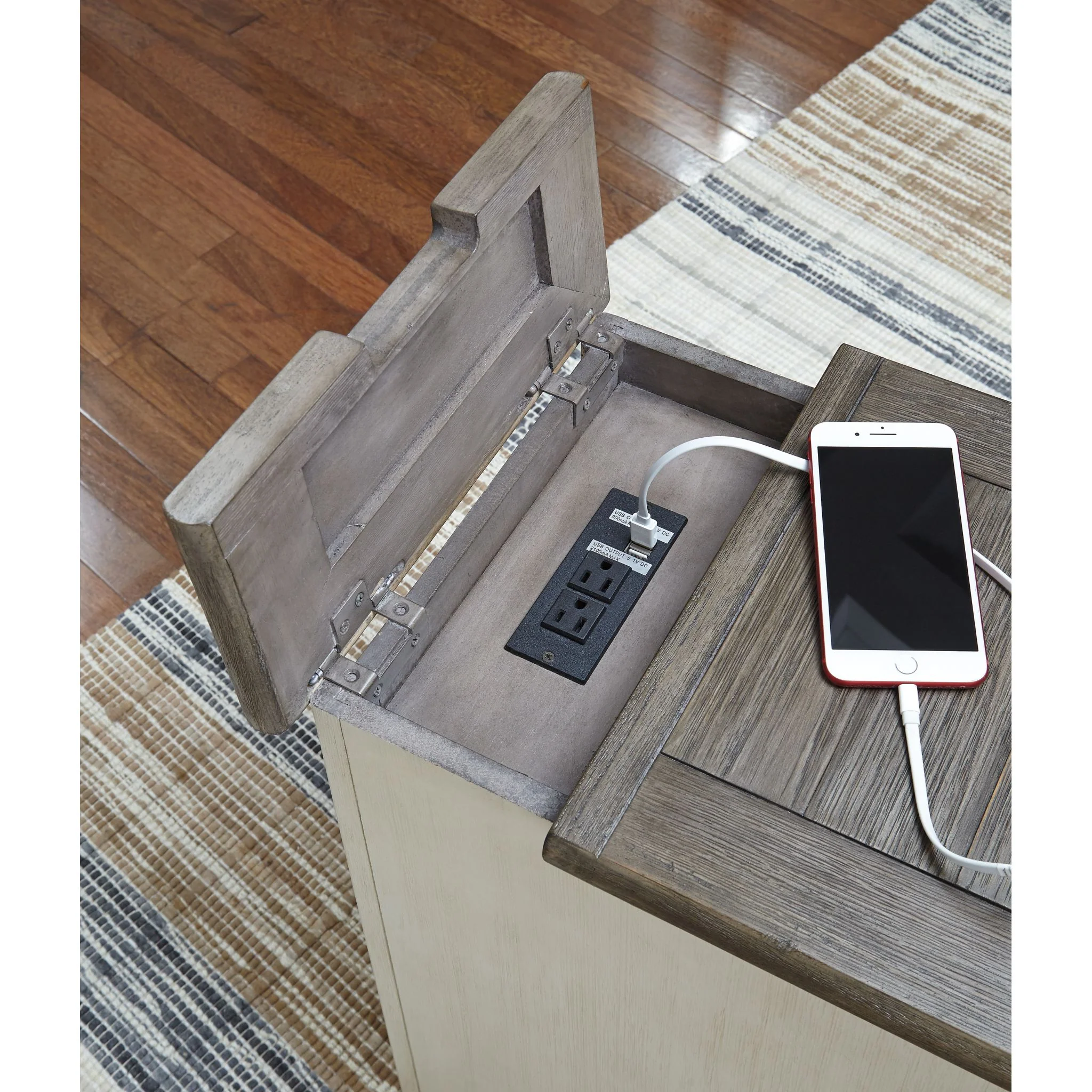 Bolanburg Chairside End Table - Image 3