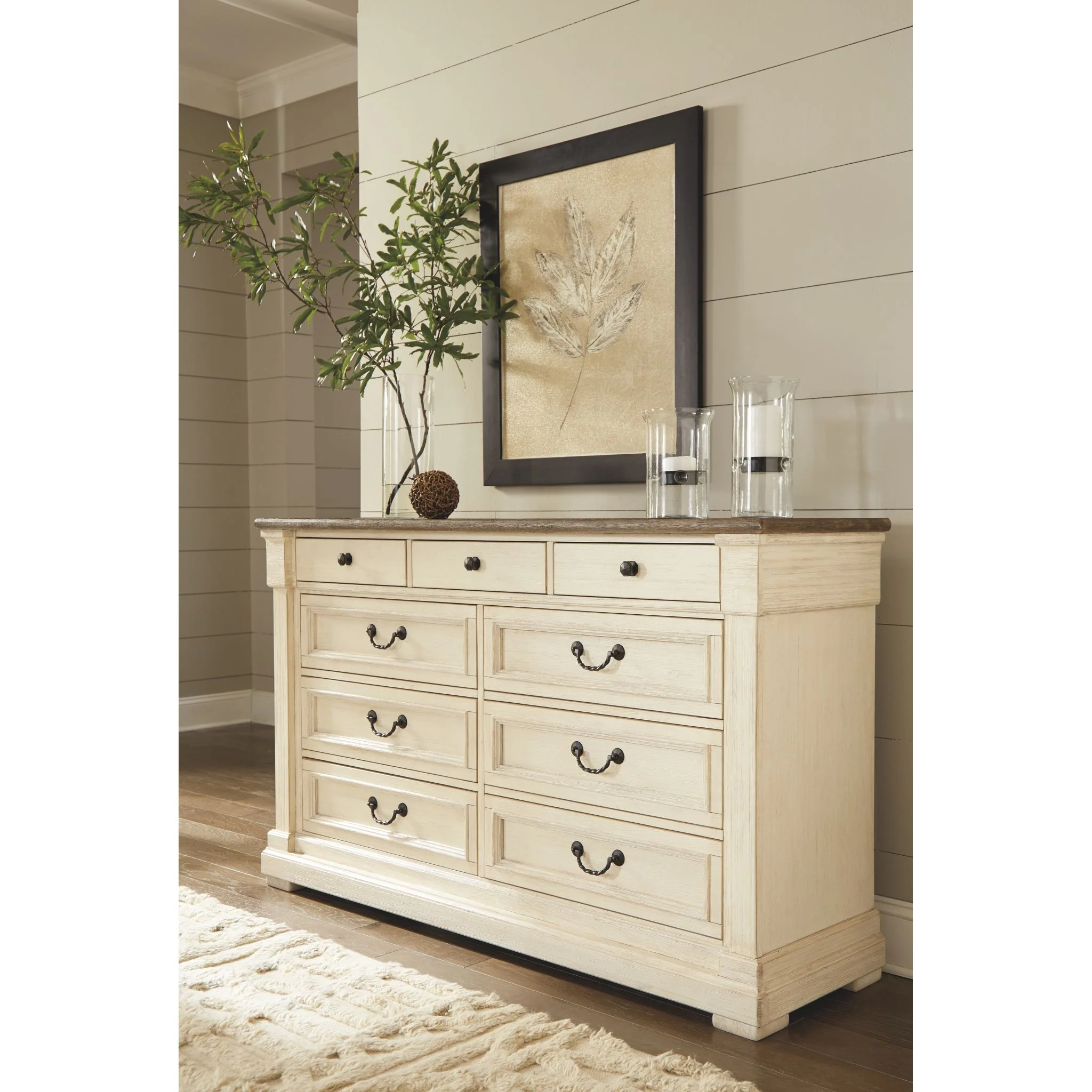Bolanburg Dresser - Image 10