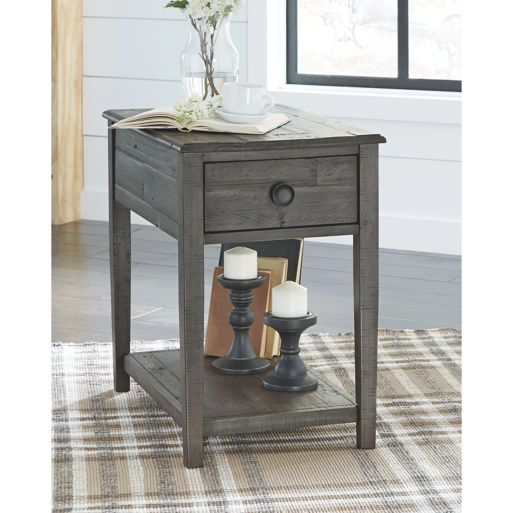 Borlofield Rectangle End Table - Image 2