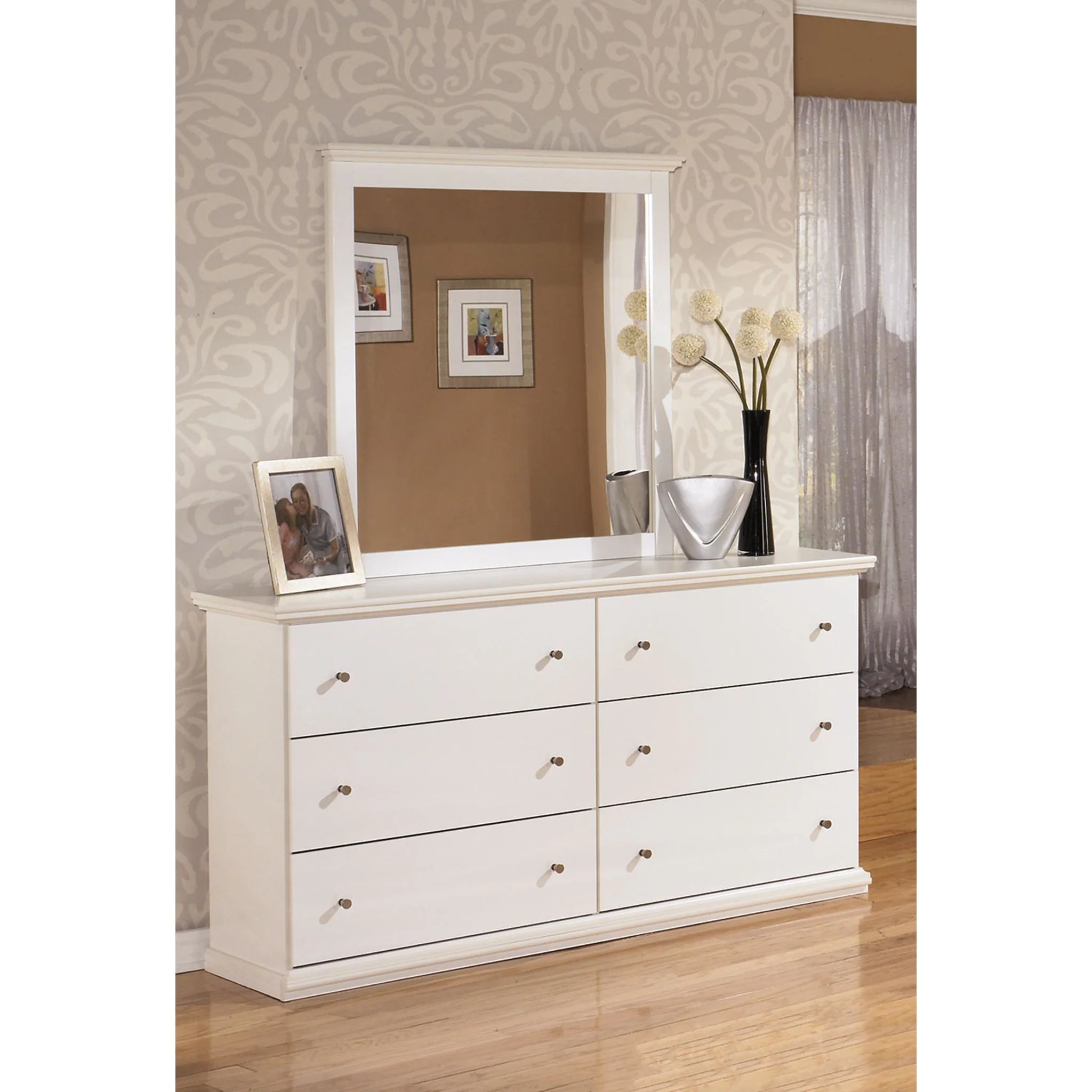Bostwick Shoals Dresser and Mirror - Image 16