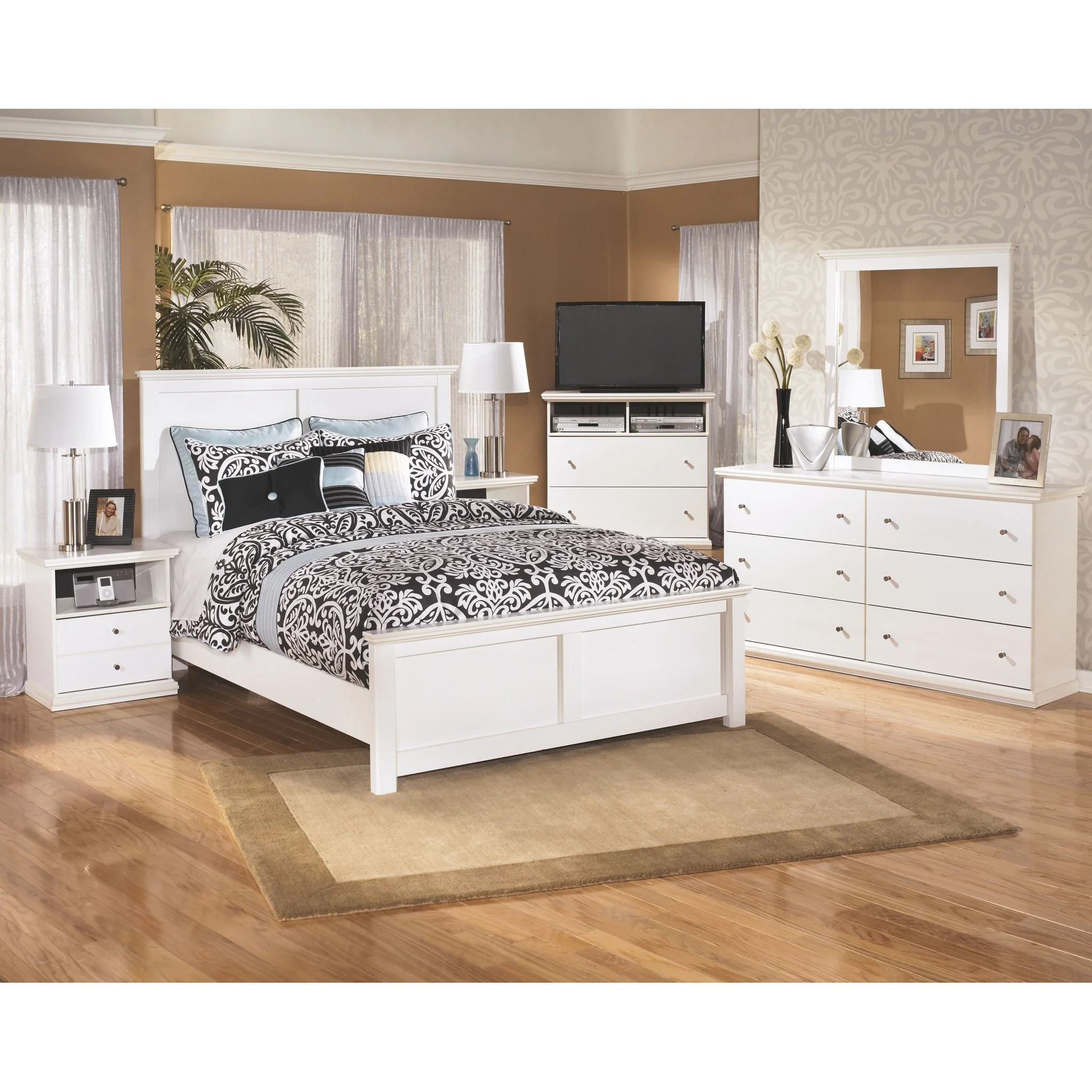 Bostwick Shoals Panel Bed - Image 3
