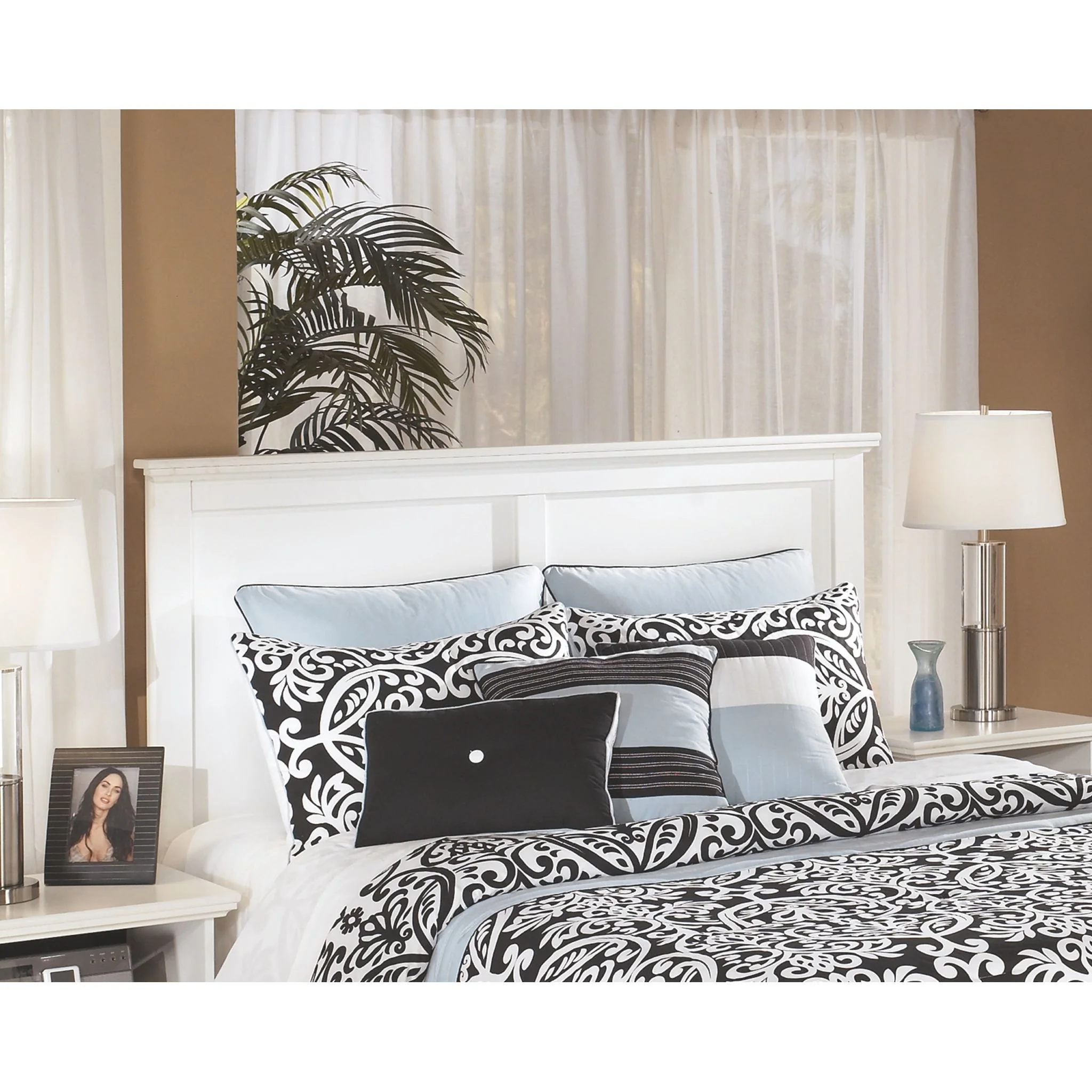 Bostwick Shoals Queen Panel Headboard - Image 2