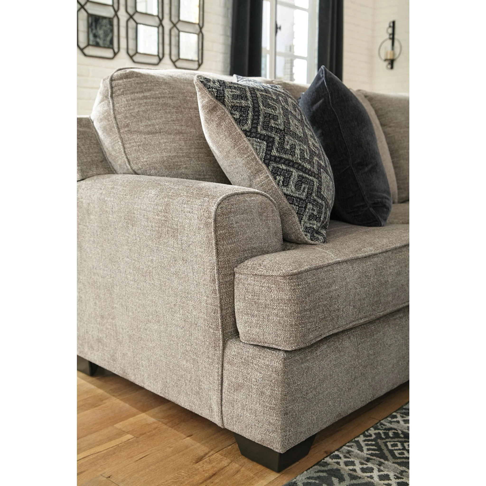 Bovarian 2 Piece Sectional - Image 11