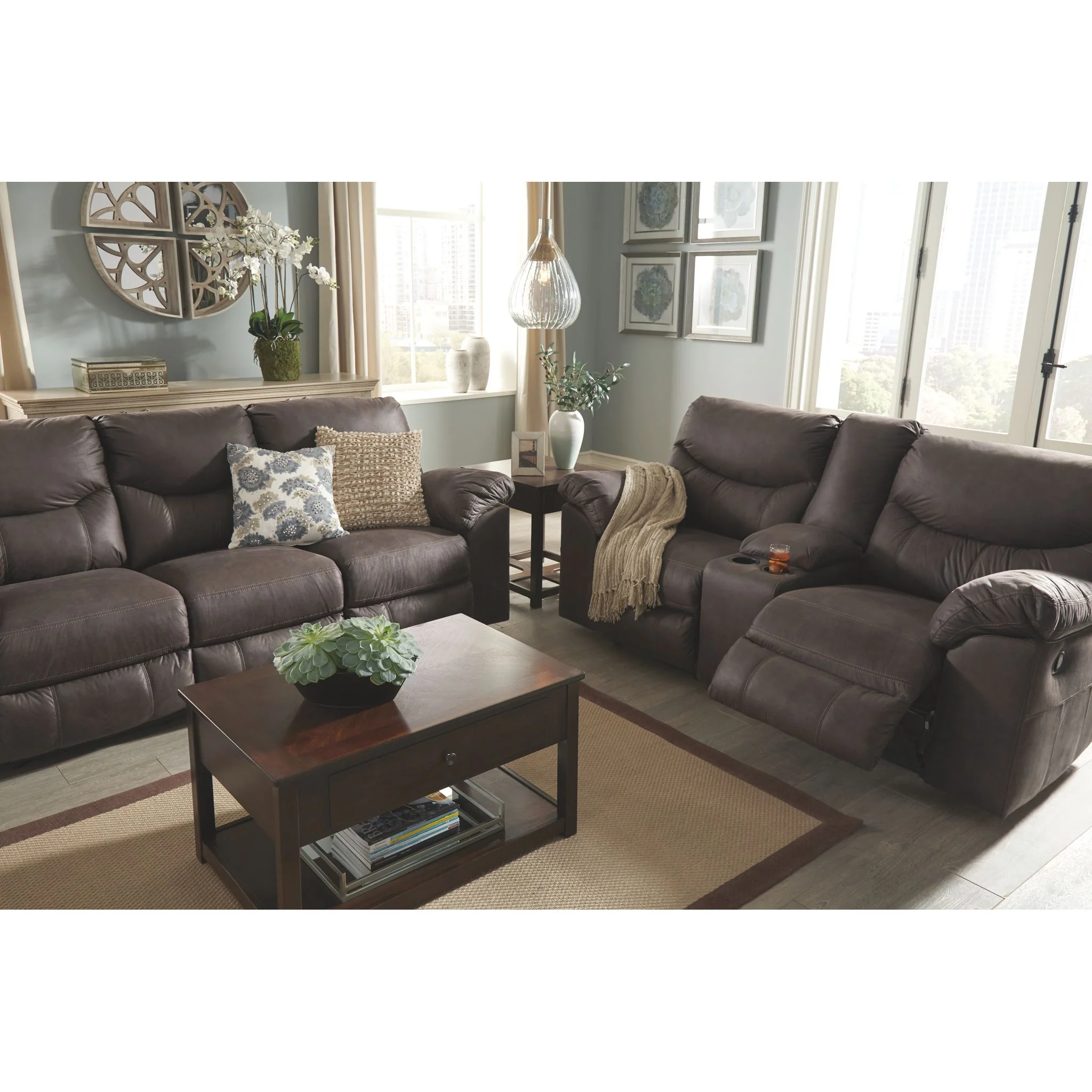 Boxberg Reclining Power Loveseat with Console - Image 7