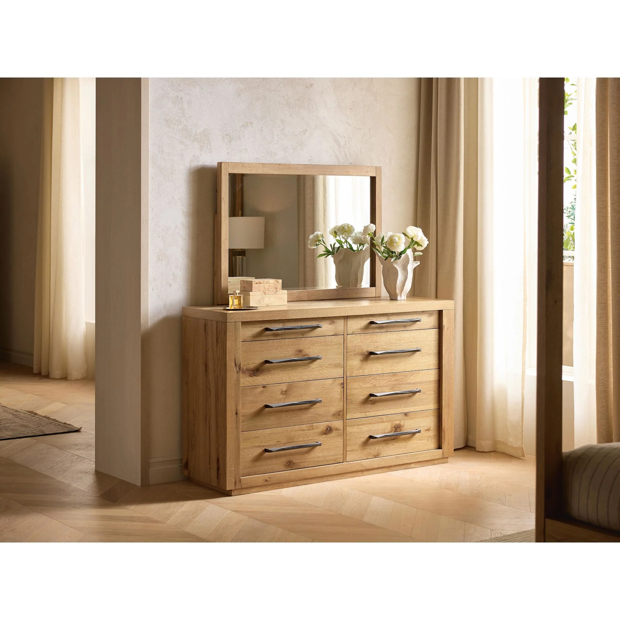 Bracken-Exclusive 5 Piece King Canopy Bedroom - Image 27