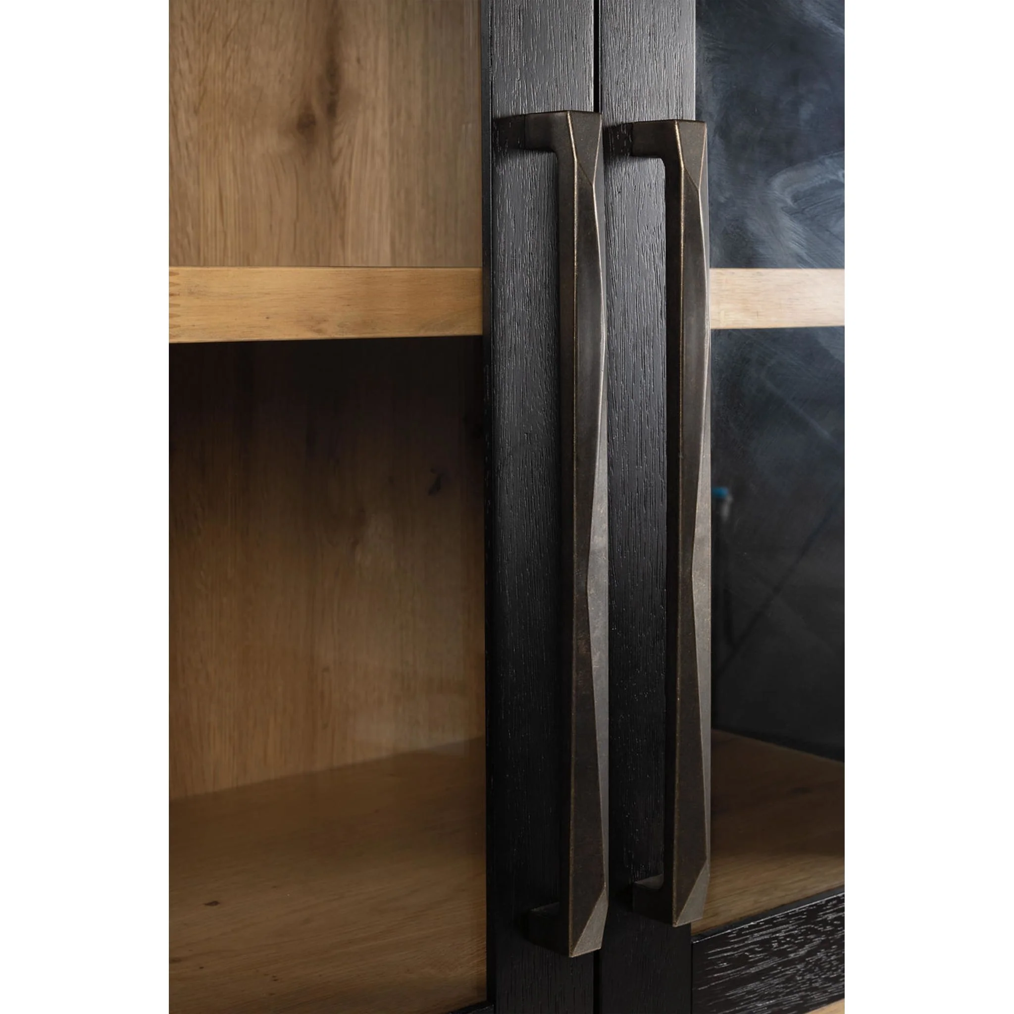 Bracken-Exclusive Display Cabinet - Image 9