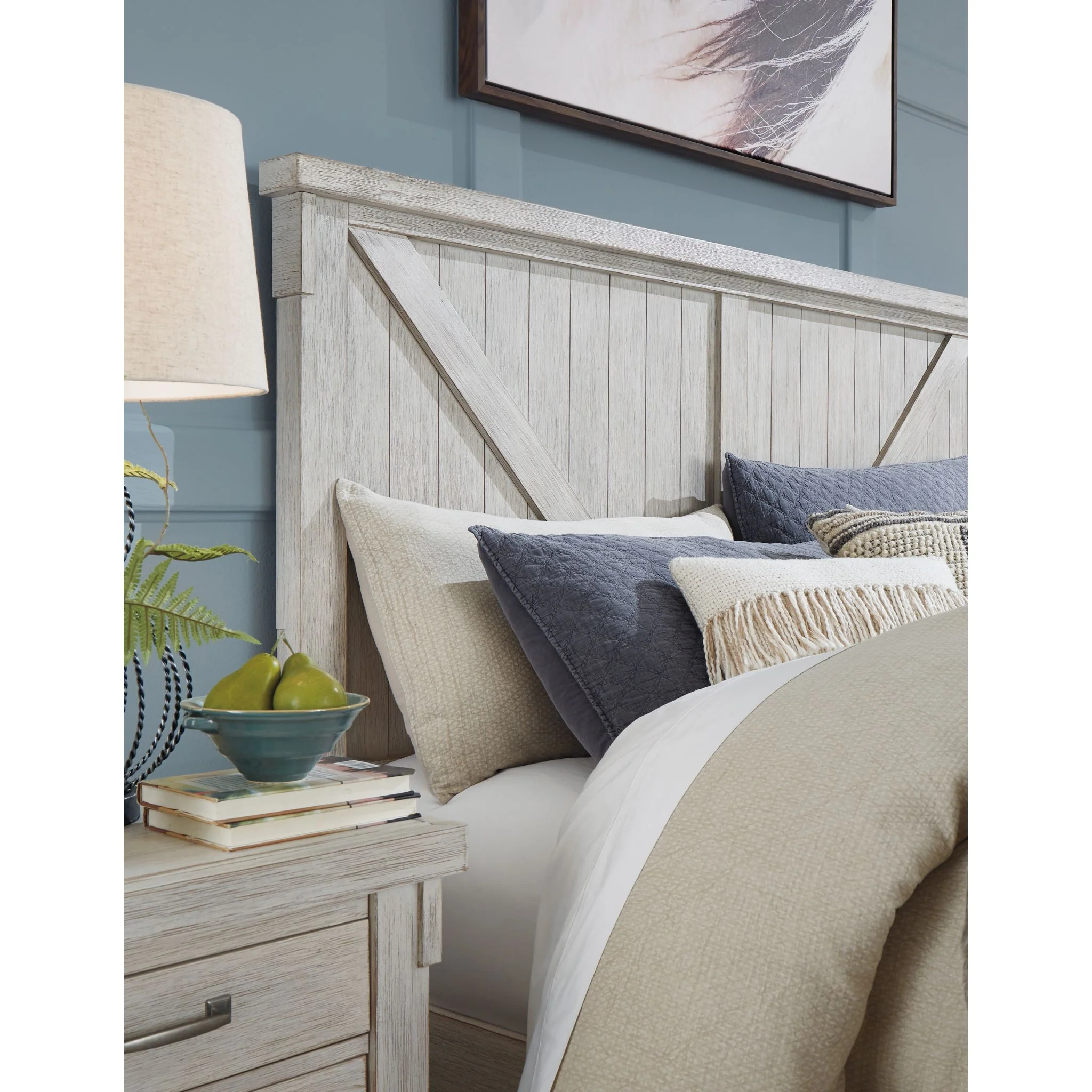 Brashland Panel Bed with Bench - Image 5