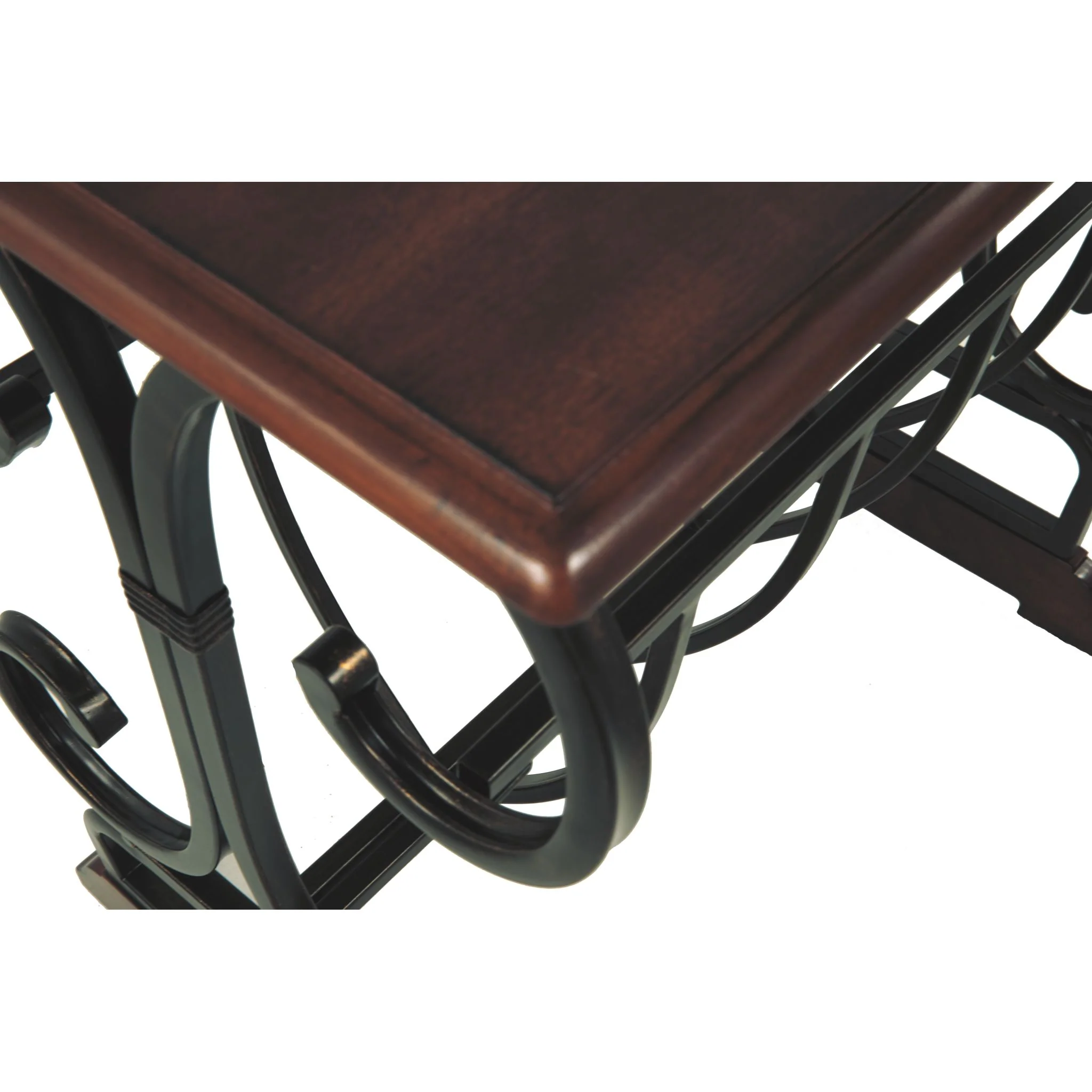 Baunsen Chairside End Table - Image 4
