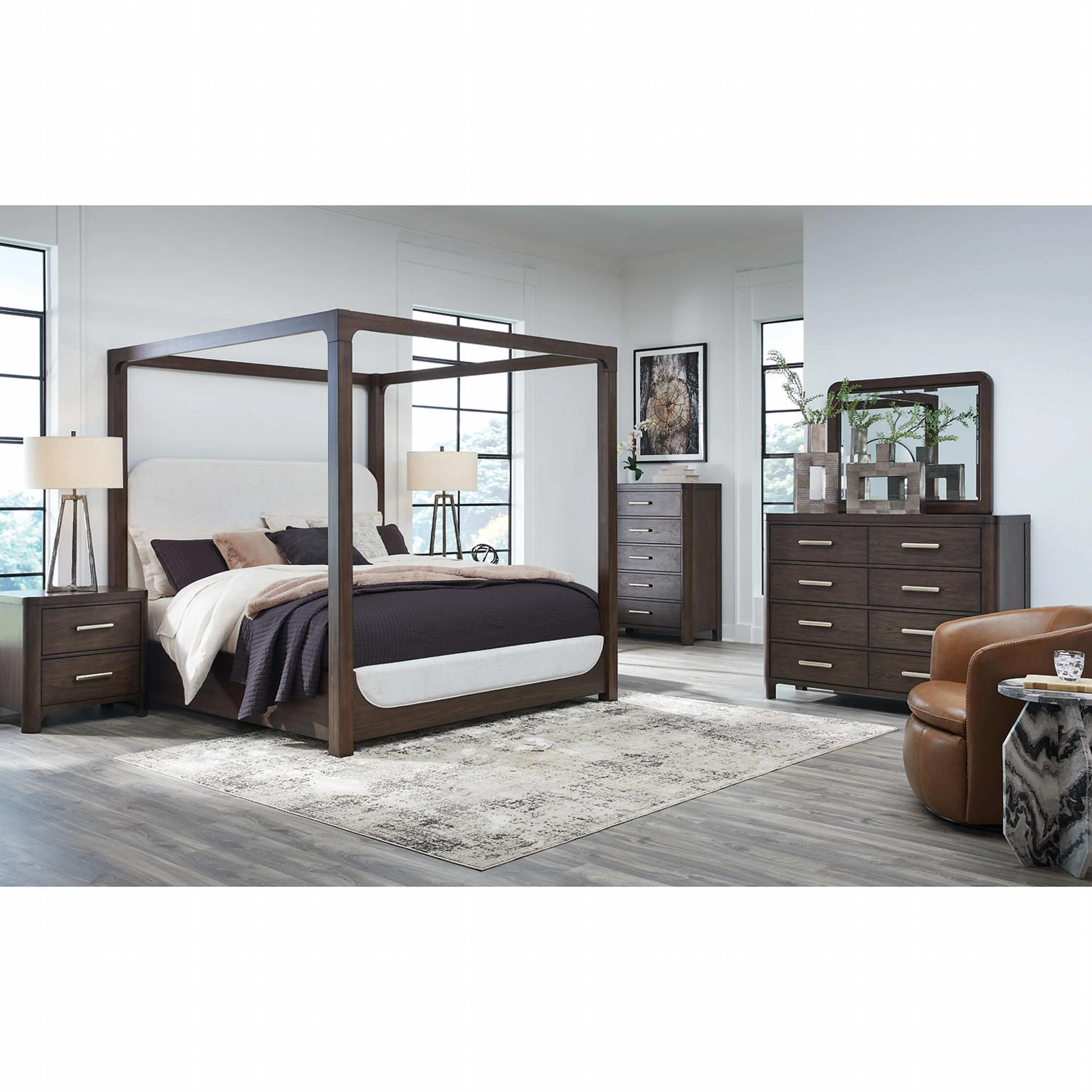Breckington-Exclusive Chest - Image 8