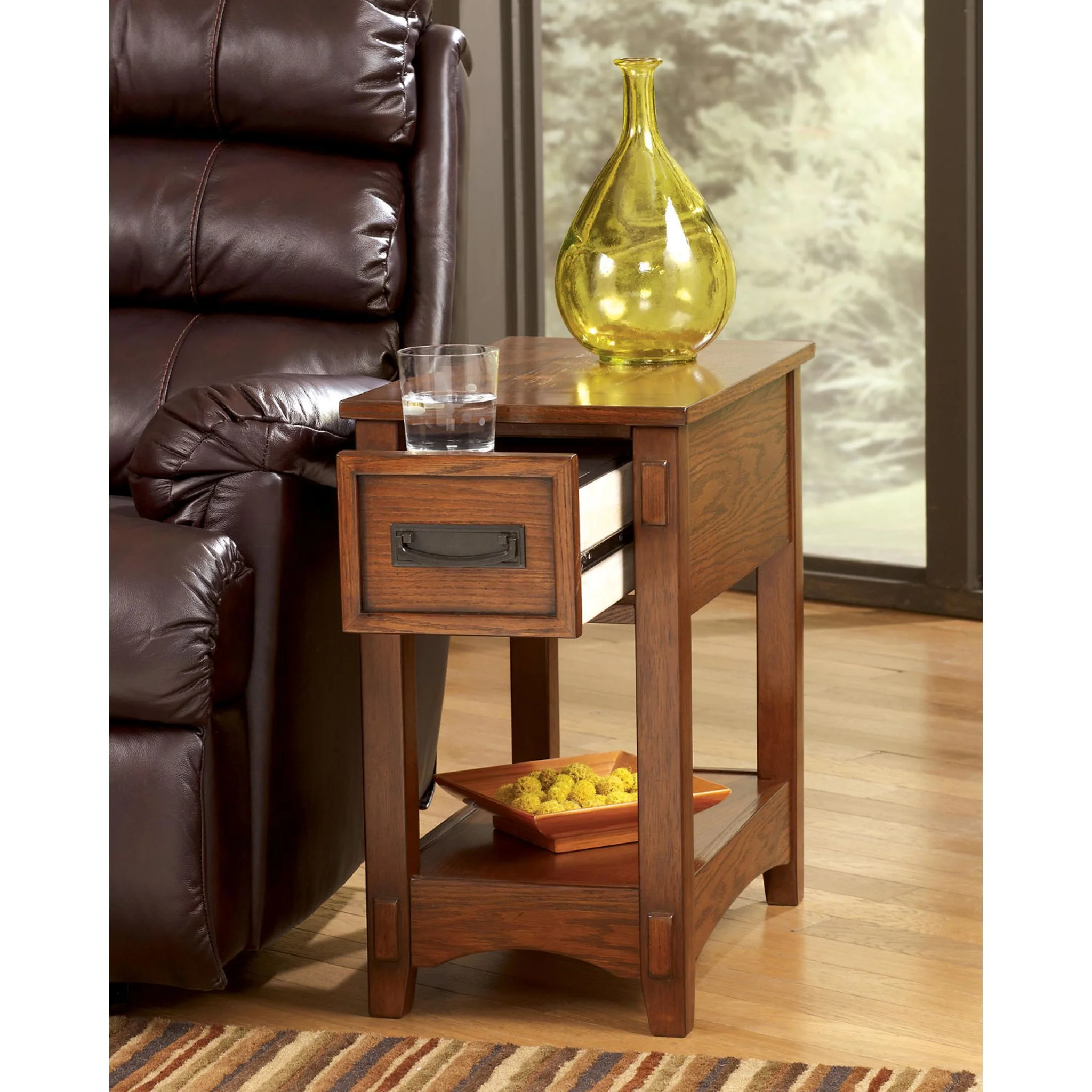 Breegin Chairside End Table - Image 21