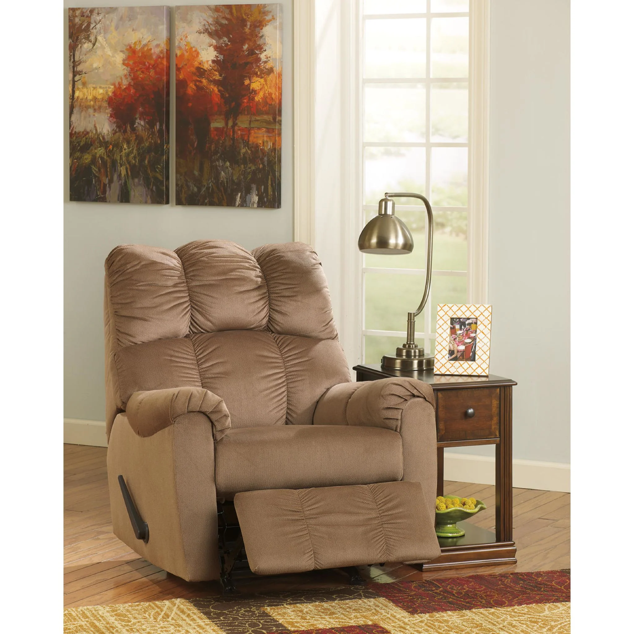 Breegin Chairside End Table - Image 16