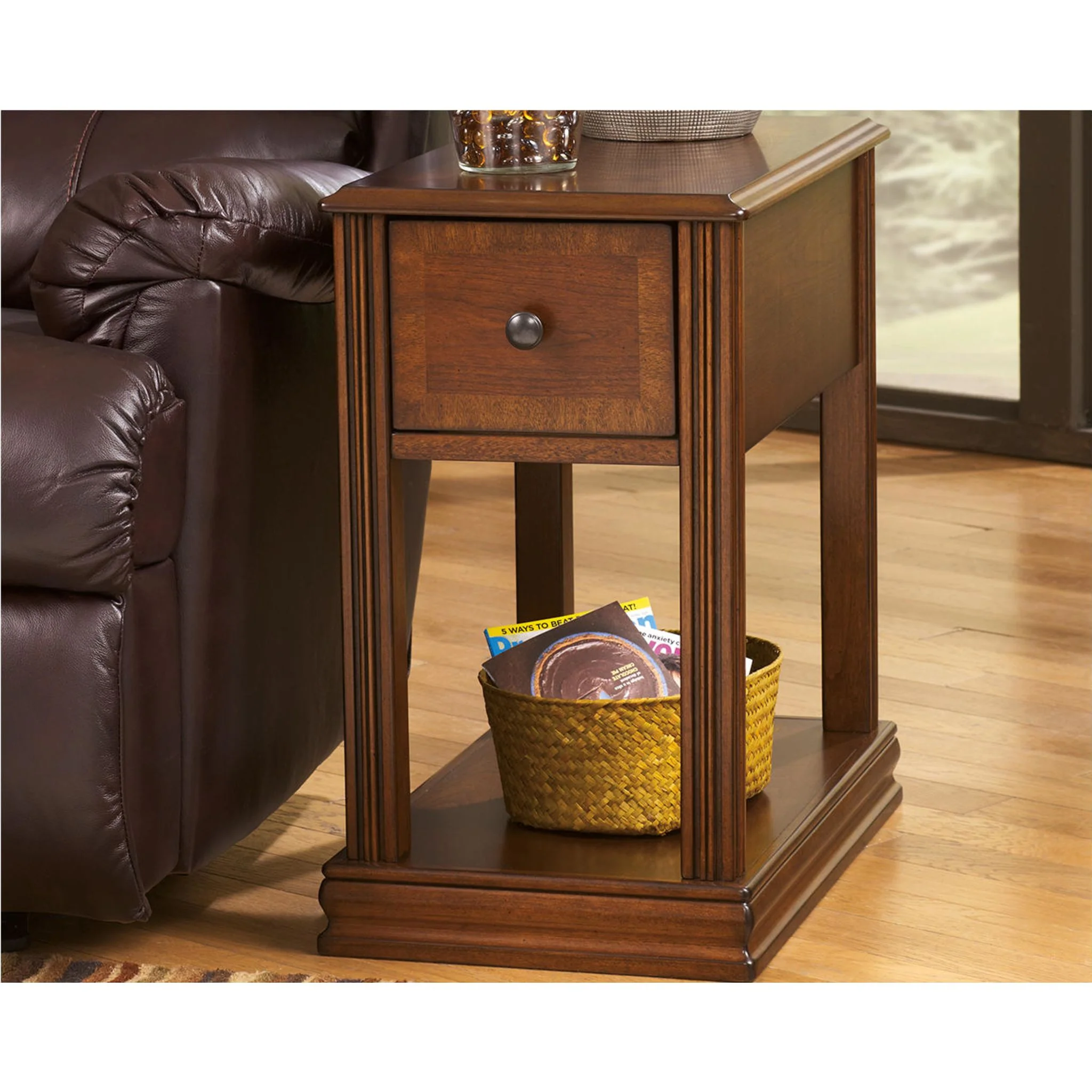 Breegin Chairside End Table - Image 19