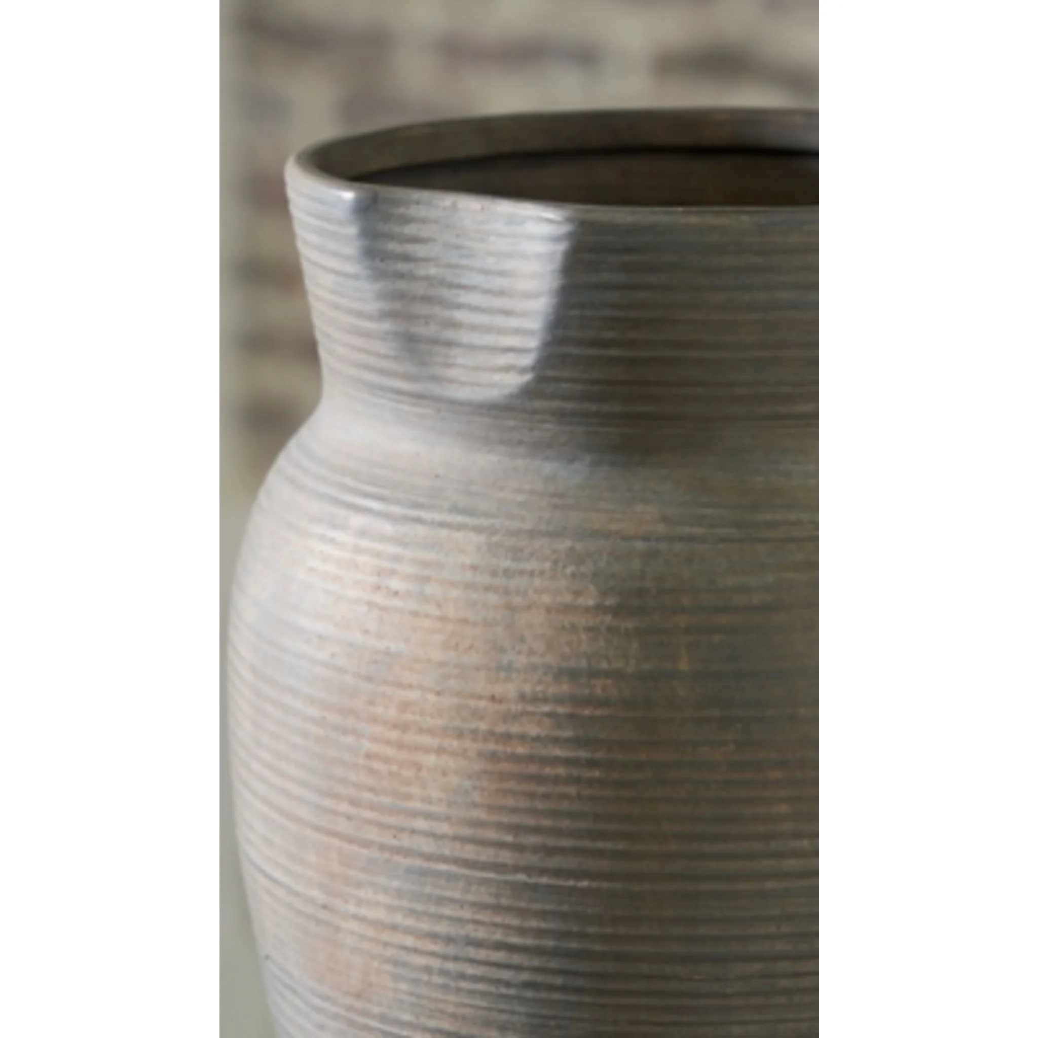 Brickmen Vase - Image 3