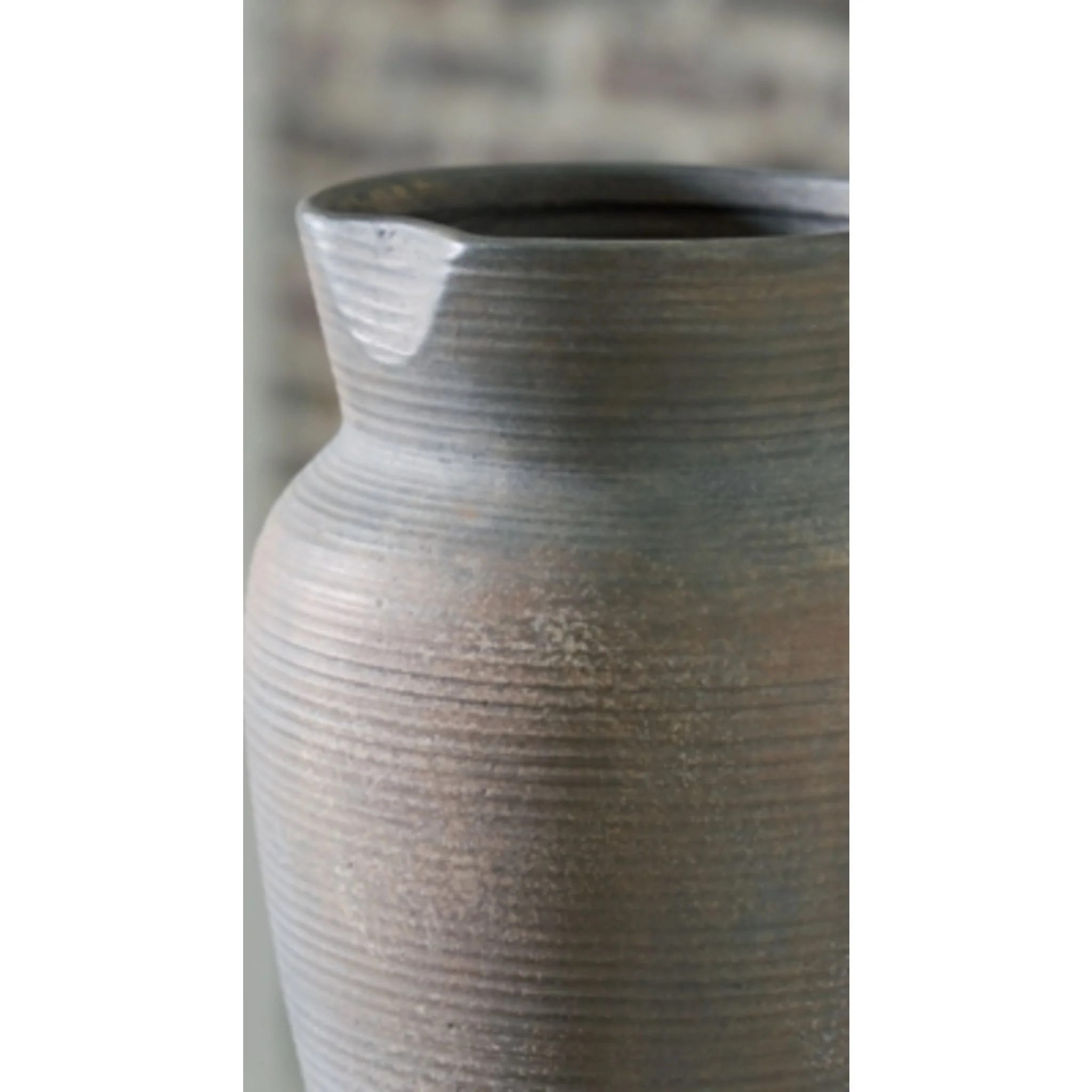 Brickmen Vase - Image 3