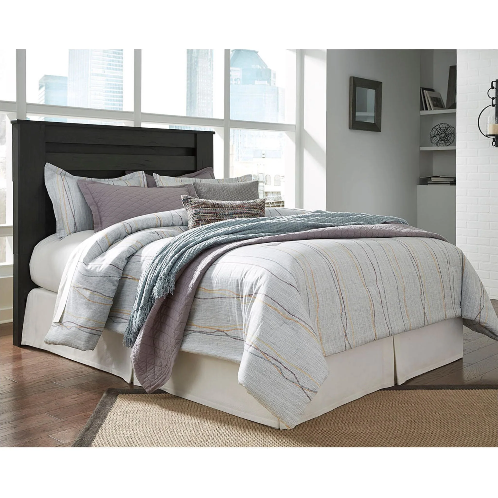 Brinxton 5 Piece Panel Bedroom - Image 33