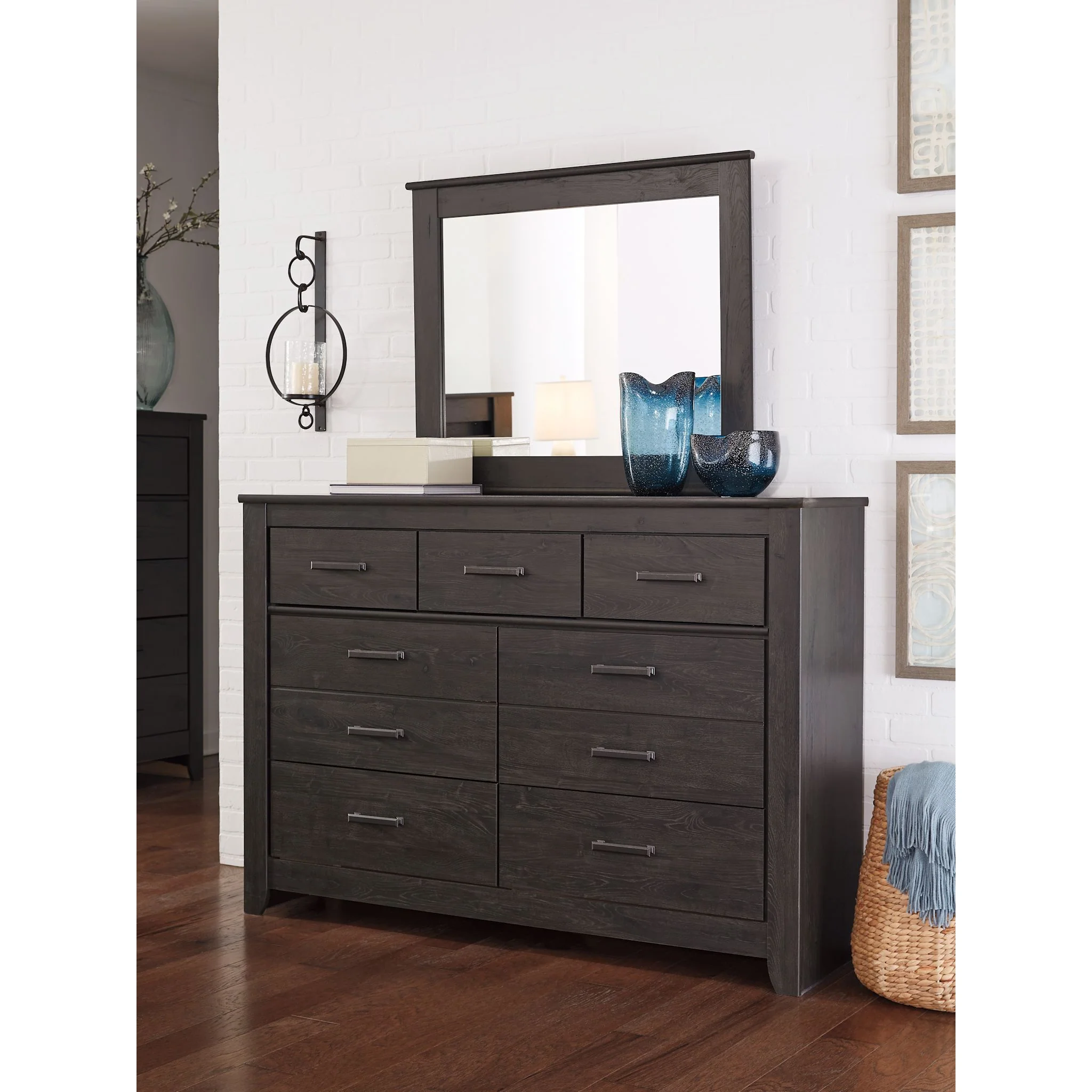 Brinxton 5 Piece Panel Bedroom - Image 5