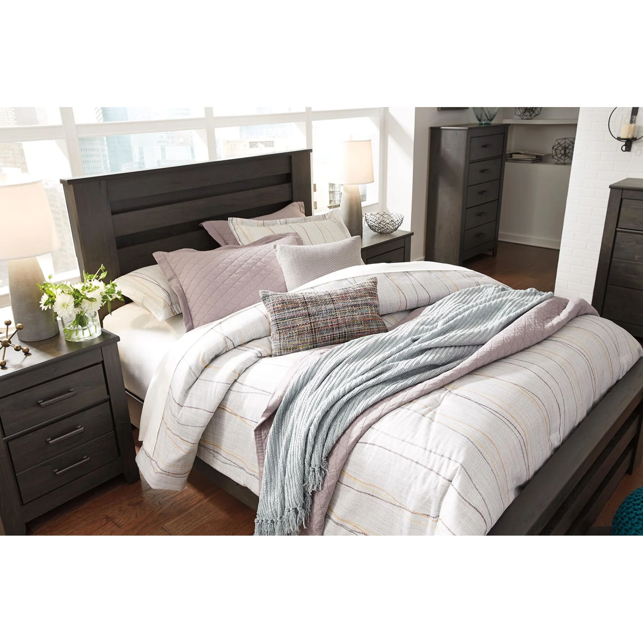 Brinxton Full Panel Bed - Image 22